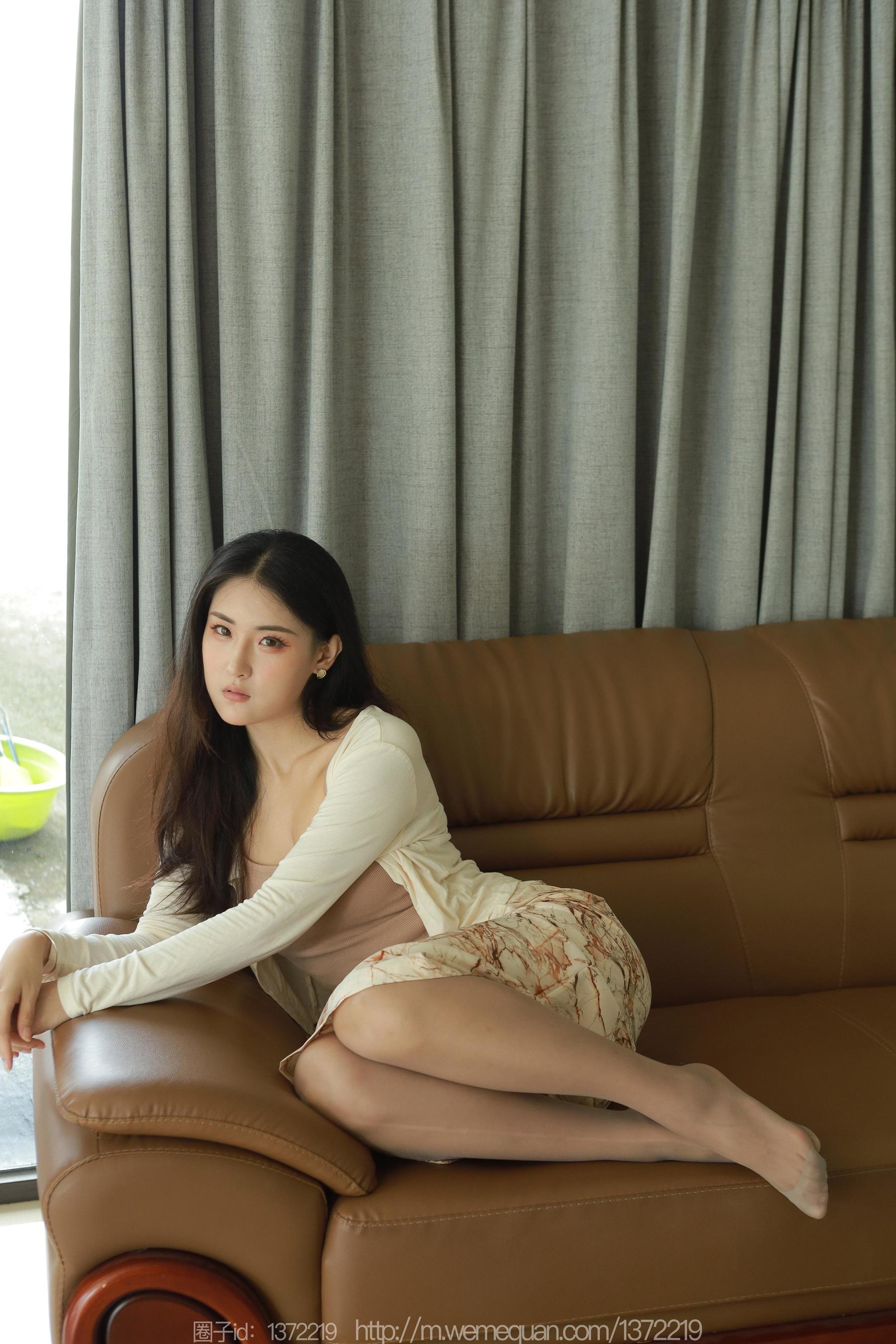 IESS异思趣向 - 模特： 小宝 《小妈穿搭》