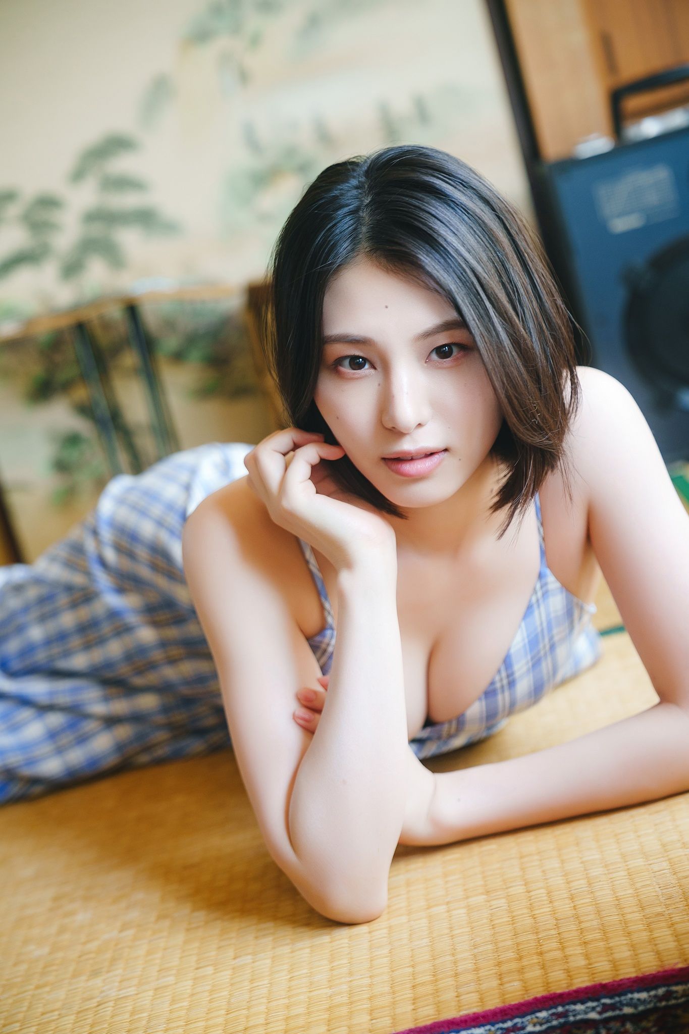 Iori Sagara 相楽伊織 – 夏の部屋で、伊織と。