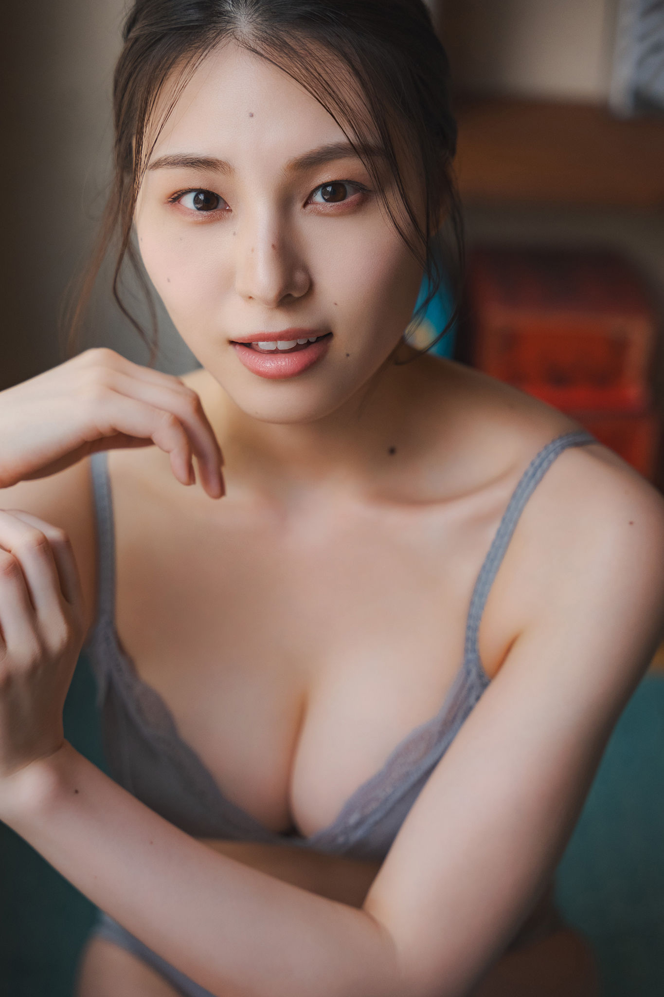 Iori Sagara 相楽伊織 – 夏の部屋で、伊織と。