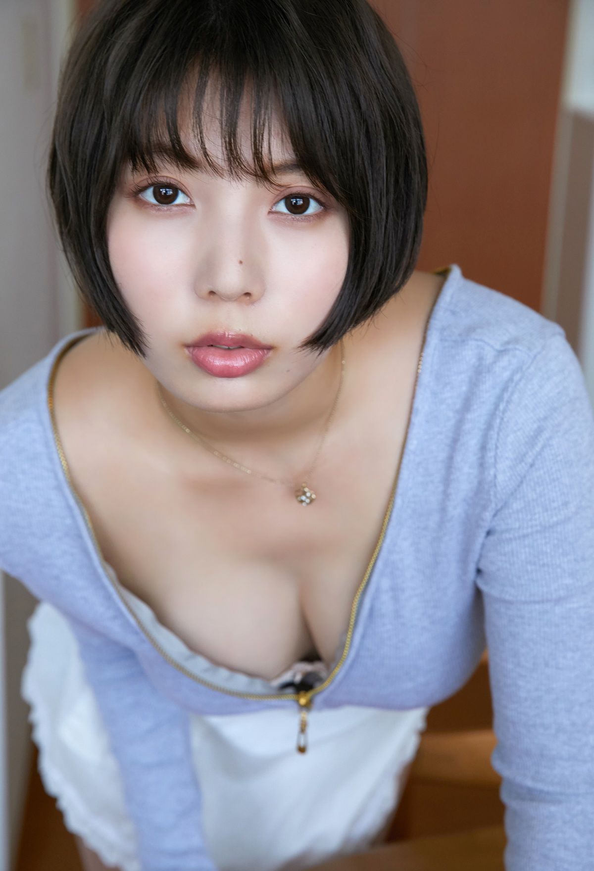 Kaoru Yasui 安位薫 - Young wife Yasui-san 若妻の安位さん