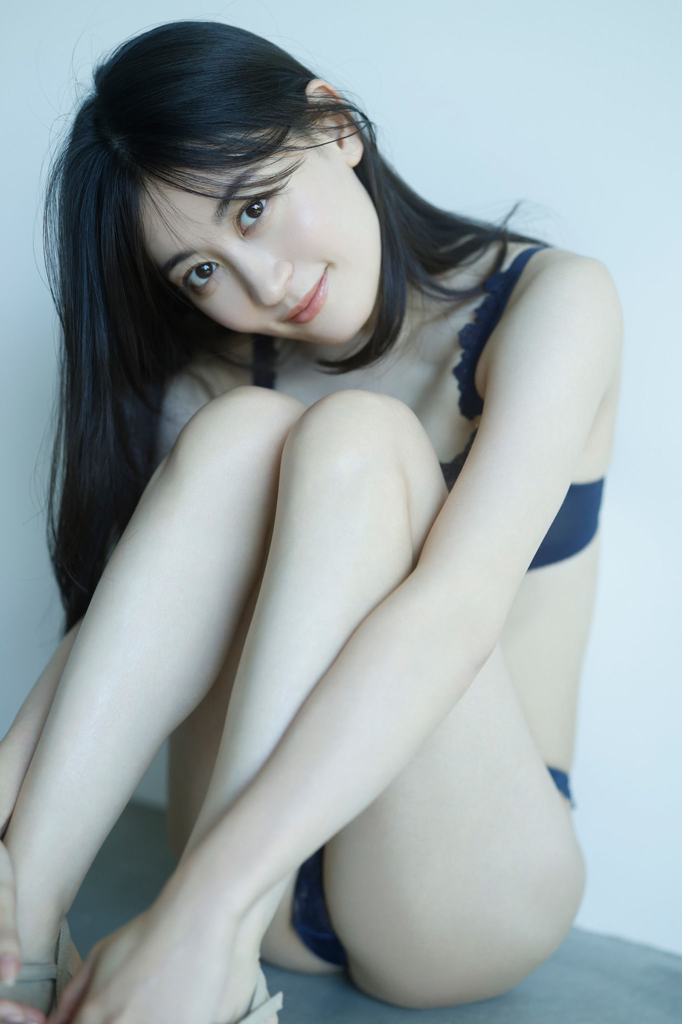 Kei Jonishi 上西恵 – 純白の艶肌