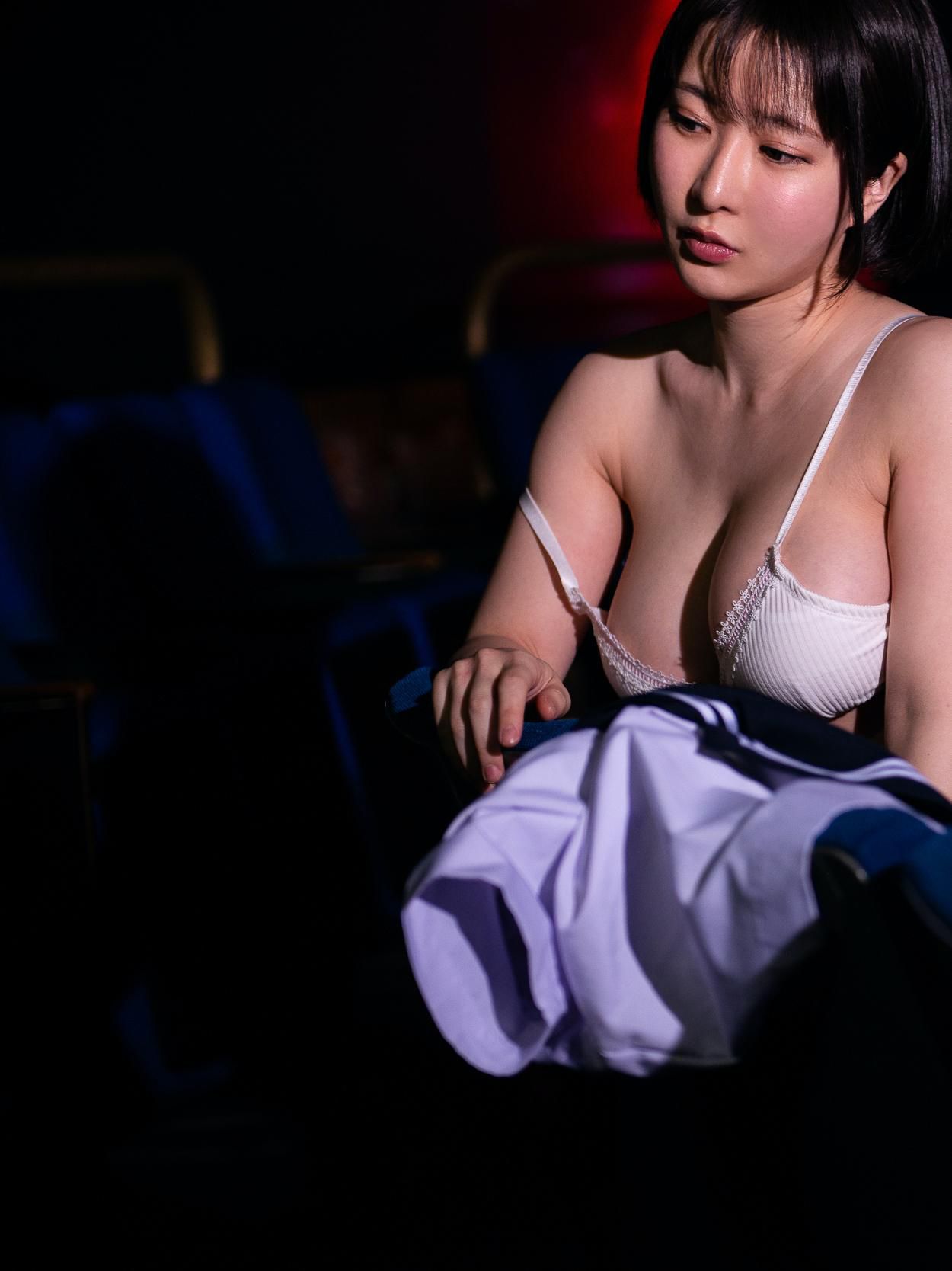 Luna Amemiya 雨宮留菜 - ~real~ Vol.5