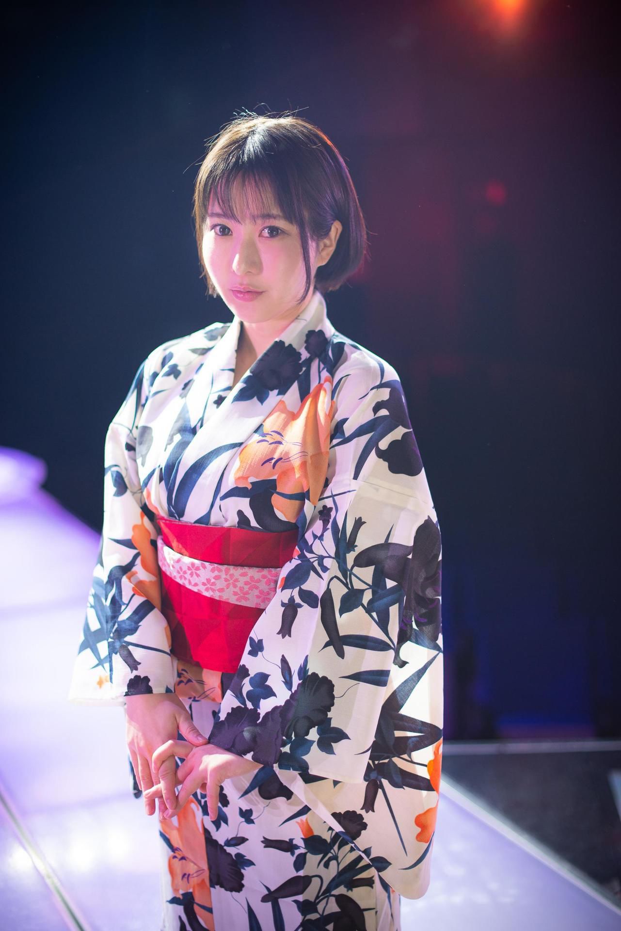 Luna Amemiya 雨宮留菜 - ~real~ Vol.5
