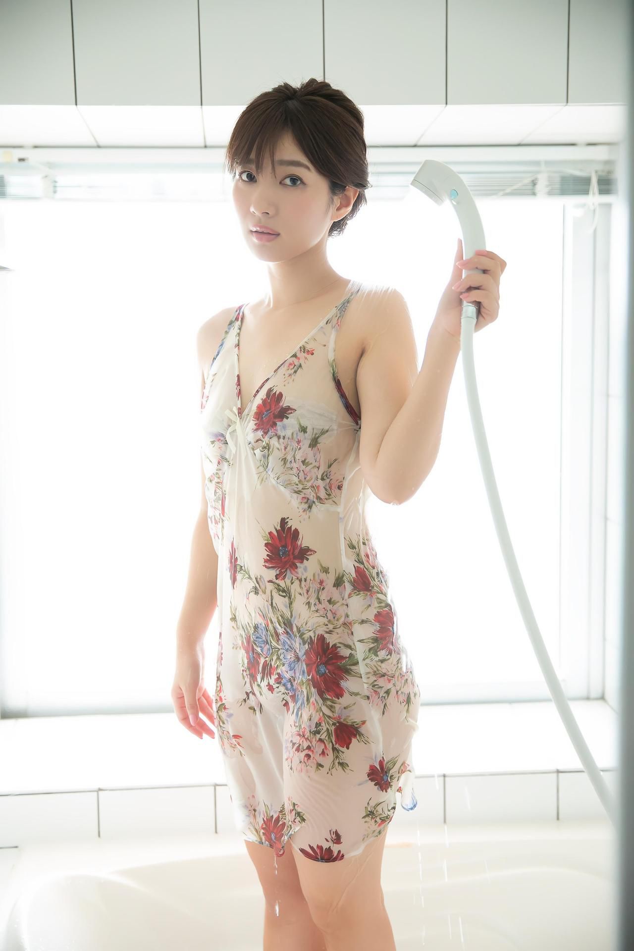 Mai Ishioka 石岡真衣 - MAI Styles Angel in a suit スーツを着た天使