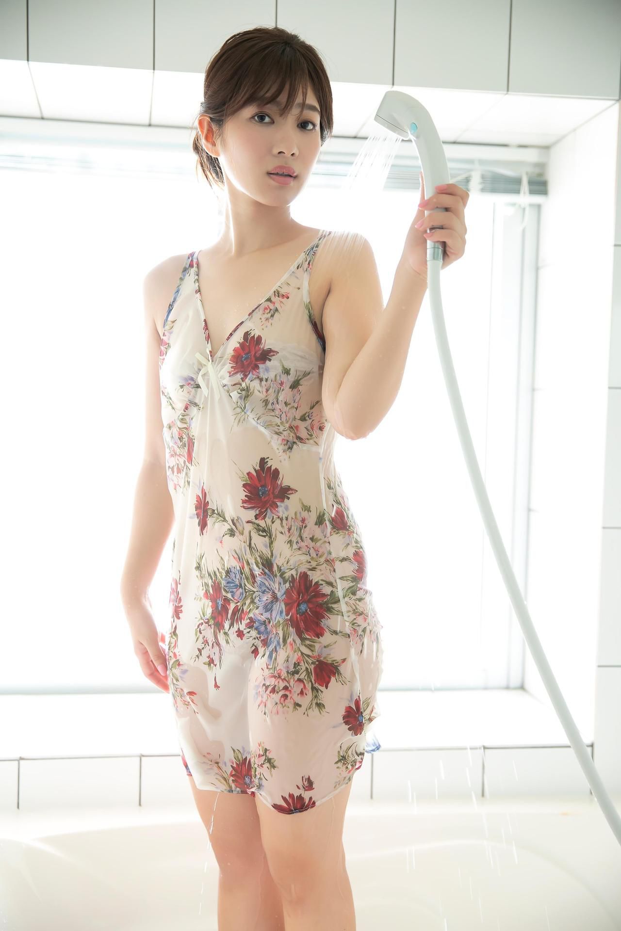 Mai Ishioka 石岡真衣 - MAI Styles Angel in a suit スーツを着た天使