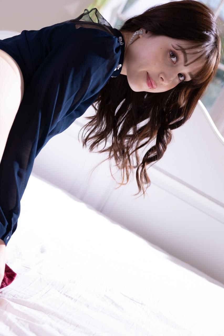 Michelle Megumi ミッシェル愛美 - Drop of Miracle 奇跡の雫 - 1