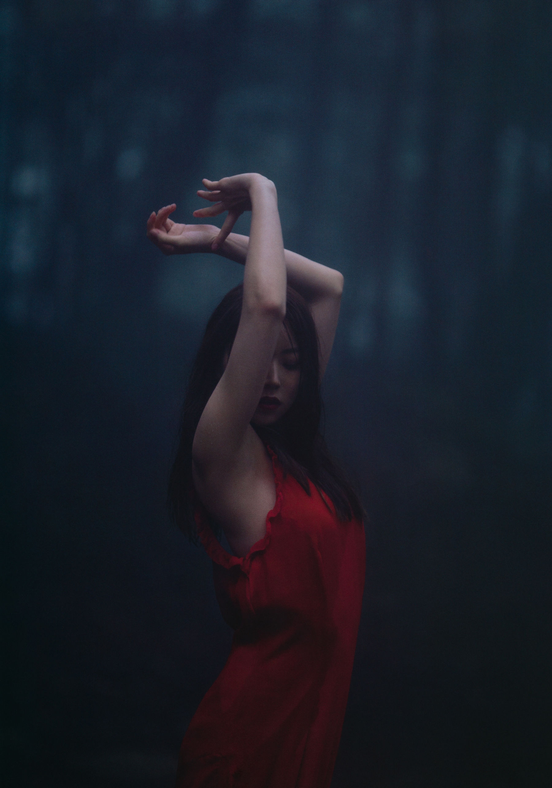 Miru Shiroma 白間美瑠 NMB48卒業記念写真集「REBORN」