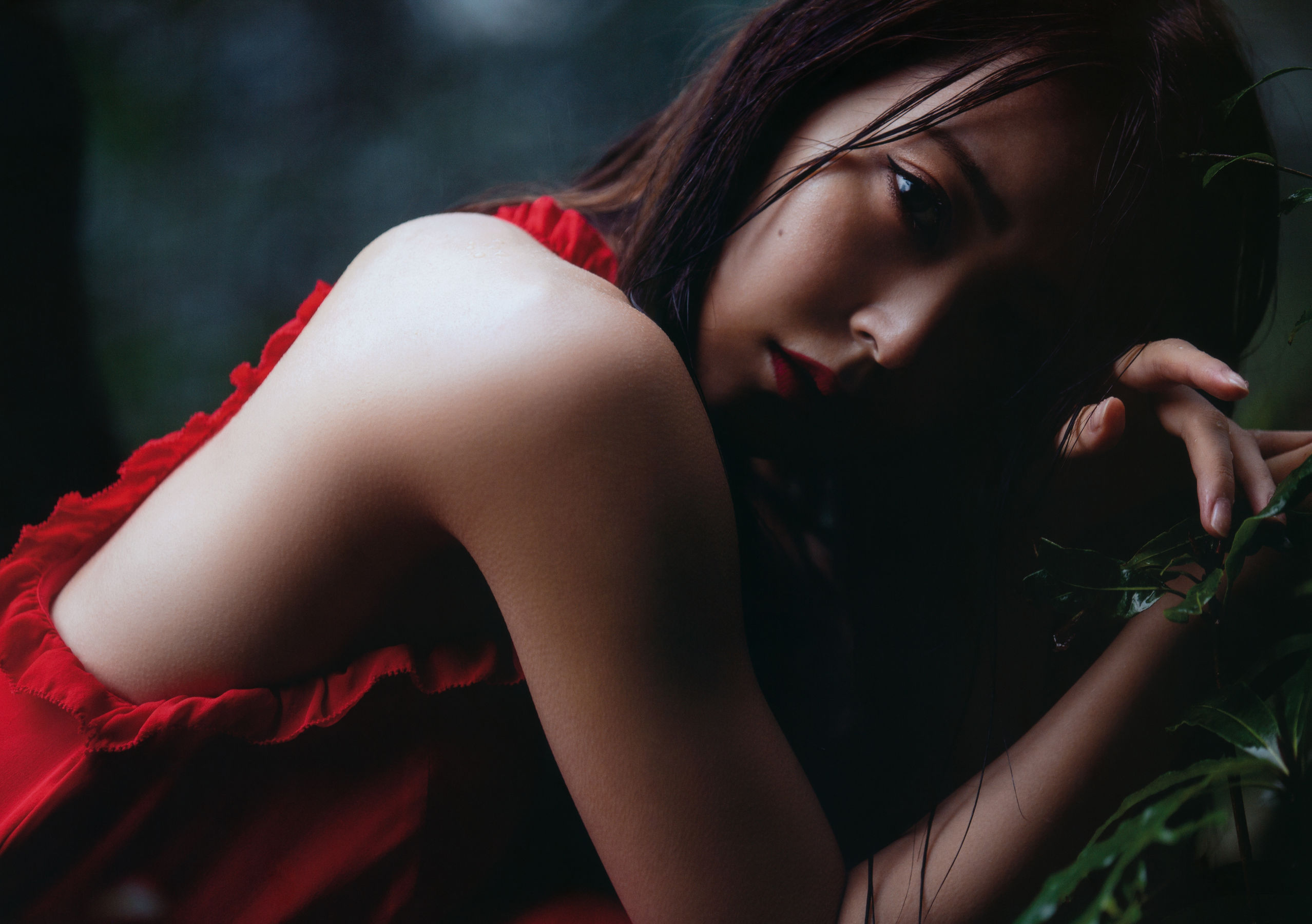 Miru Shiroma 白間美瑠 NMB48卒業記念写真集「REBORN」