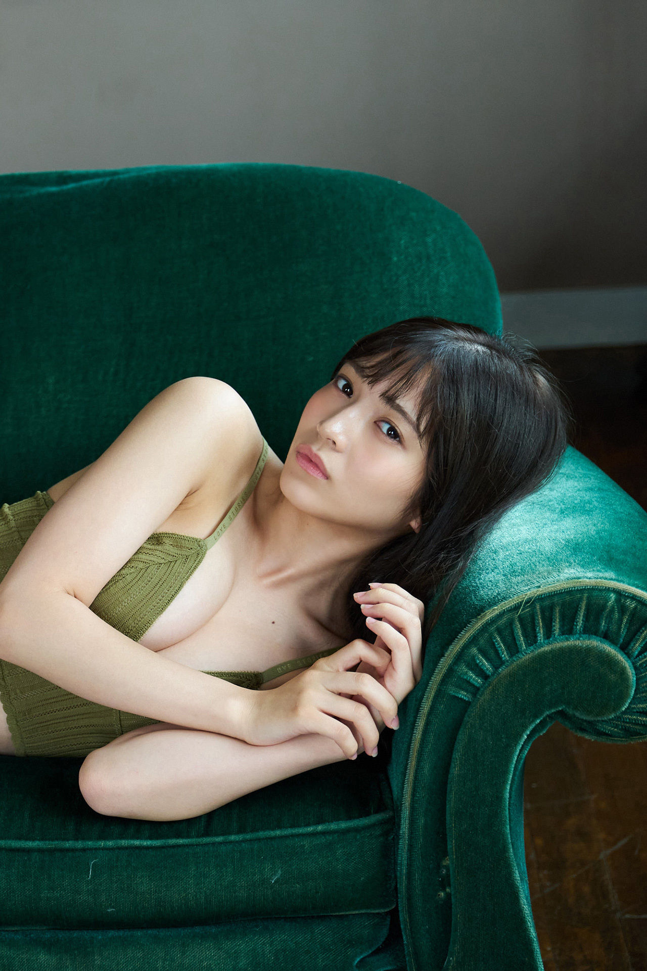 Nanako Kurosaki 黒嵜菜々子 – 18歳、原石、輝く