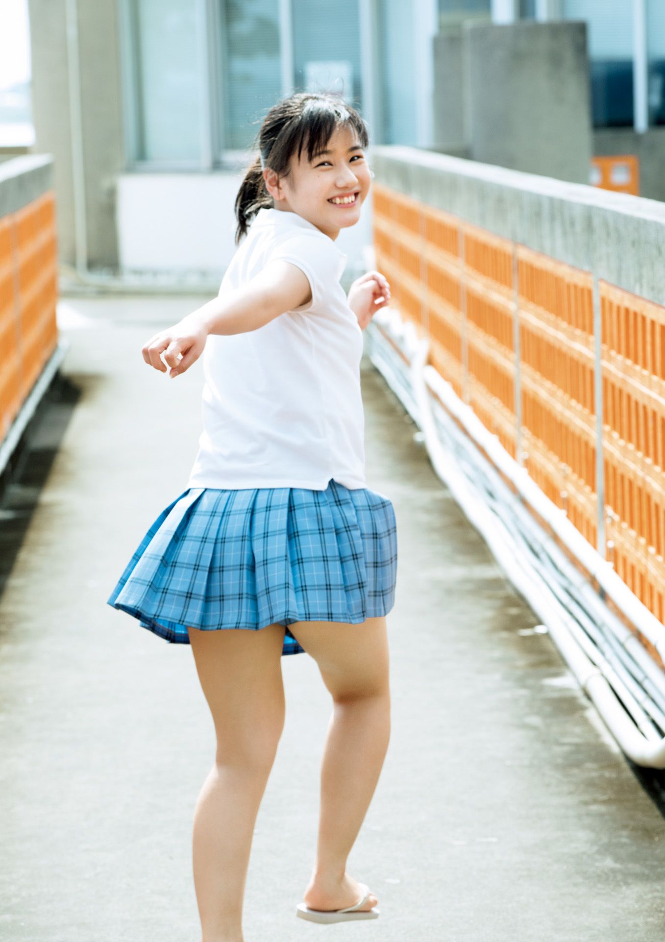 Reina Yokoyama 横山玲奈 - REINA is eighteen ～N to S～