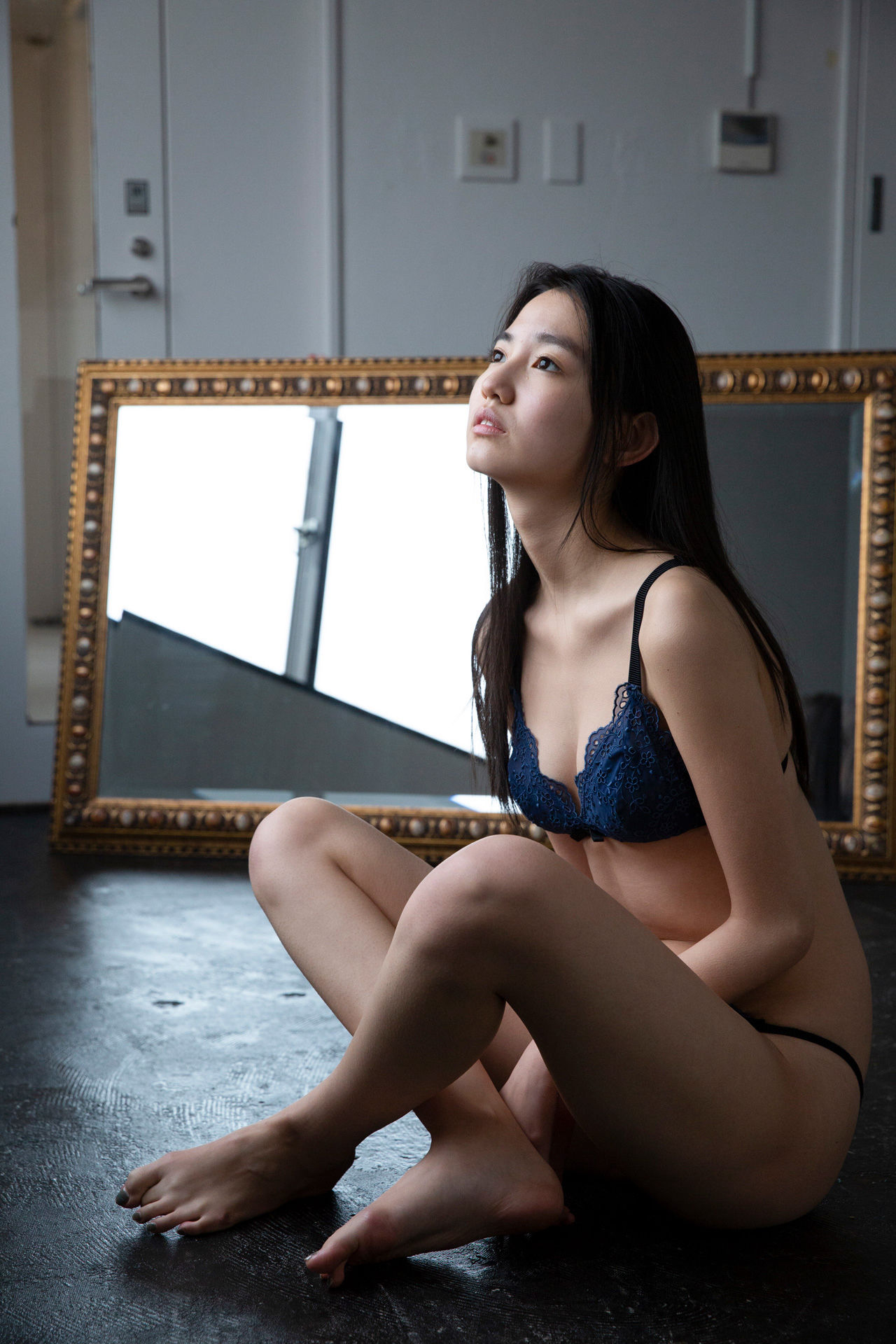 Rena Kuroki 黒木麗奈 - The last uniform 最後の制服