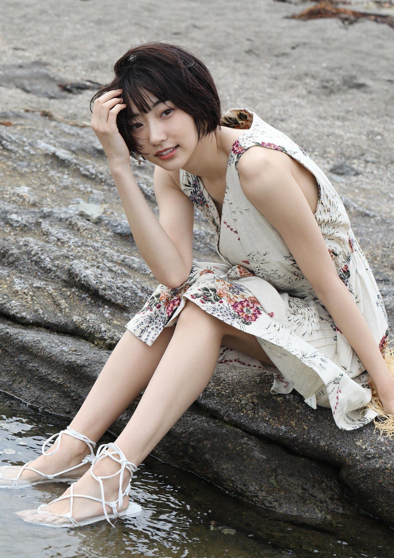 Rena Takeda 武田玲奈 – Geranium