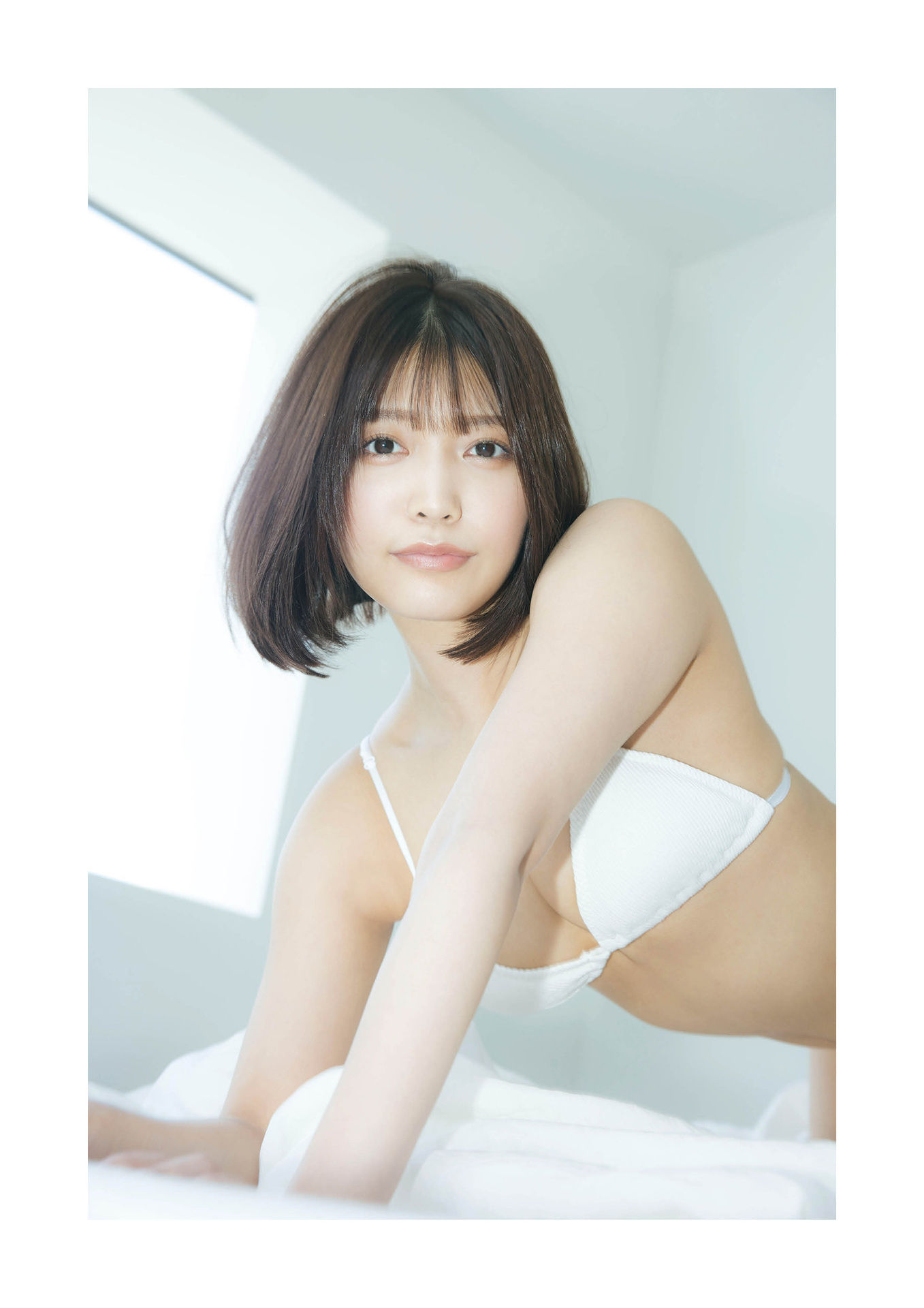 Reona Matsushita 松下玲緒菜 – Take Off