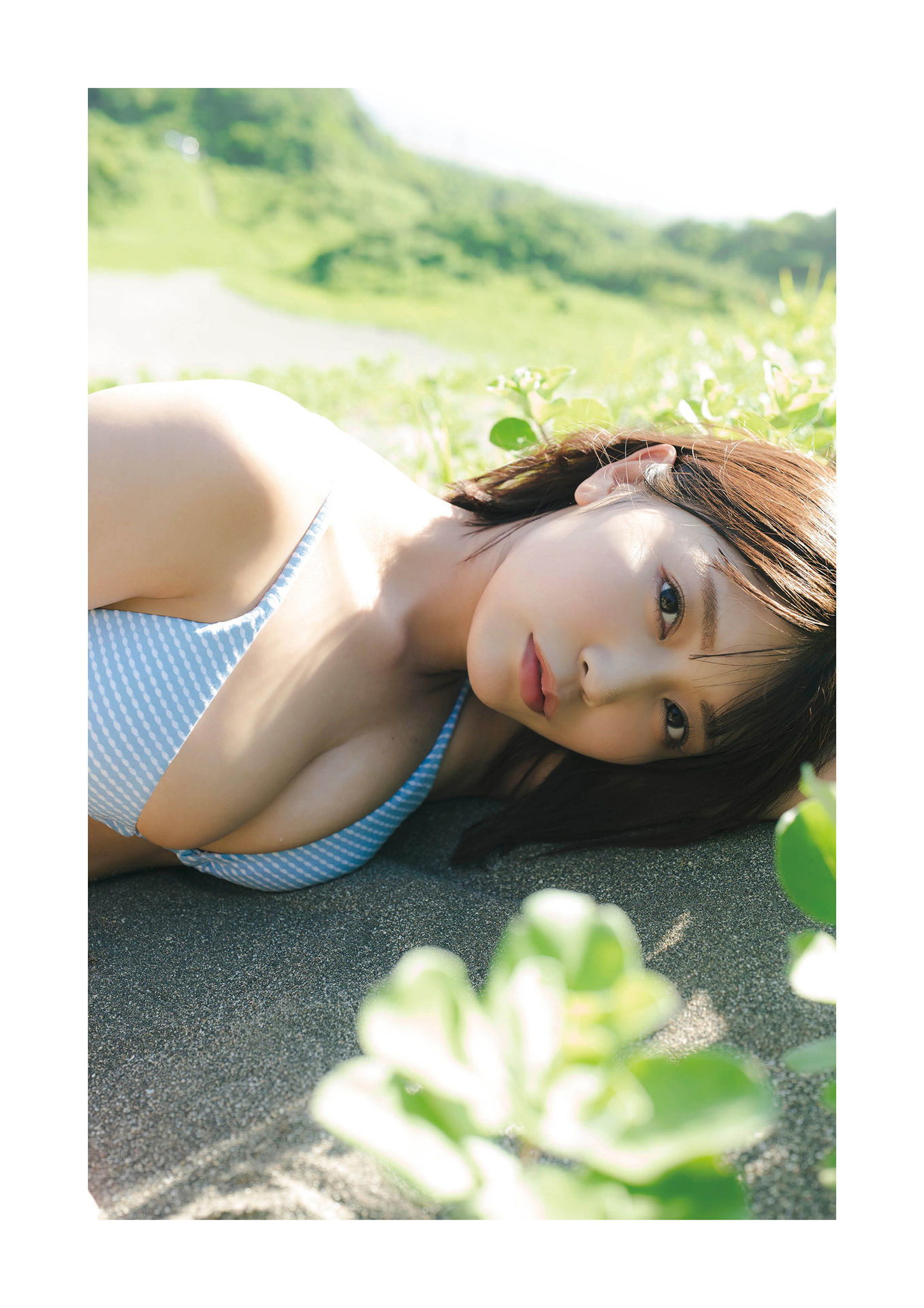 Reona Matsushita 松下玲緒菜 – Take Off