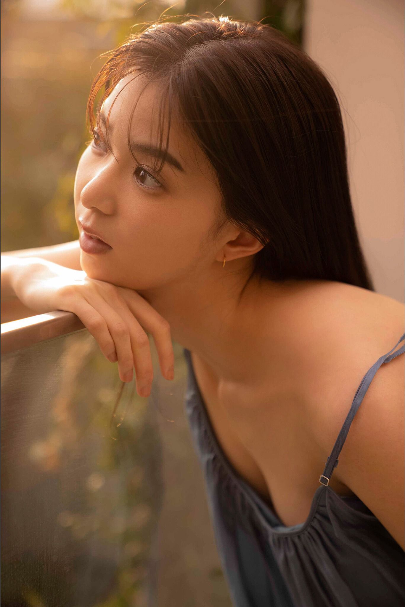 Riko Matsudaira 松平璃子 - Glossy body 艶めくボディ