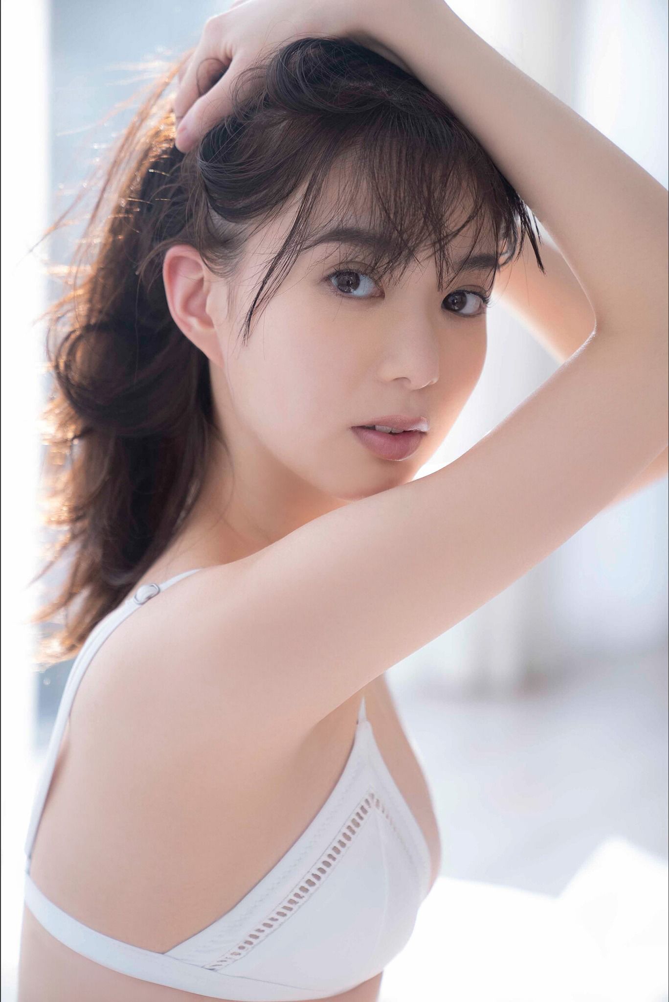 Riko Matsudaira 松平璃子 - Glossy body 艶めくボディ