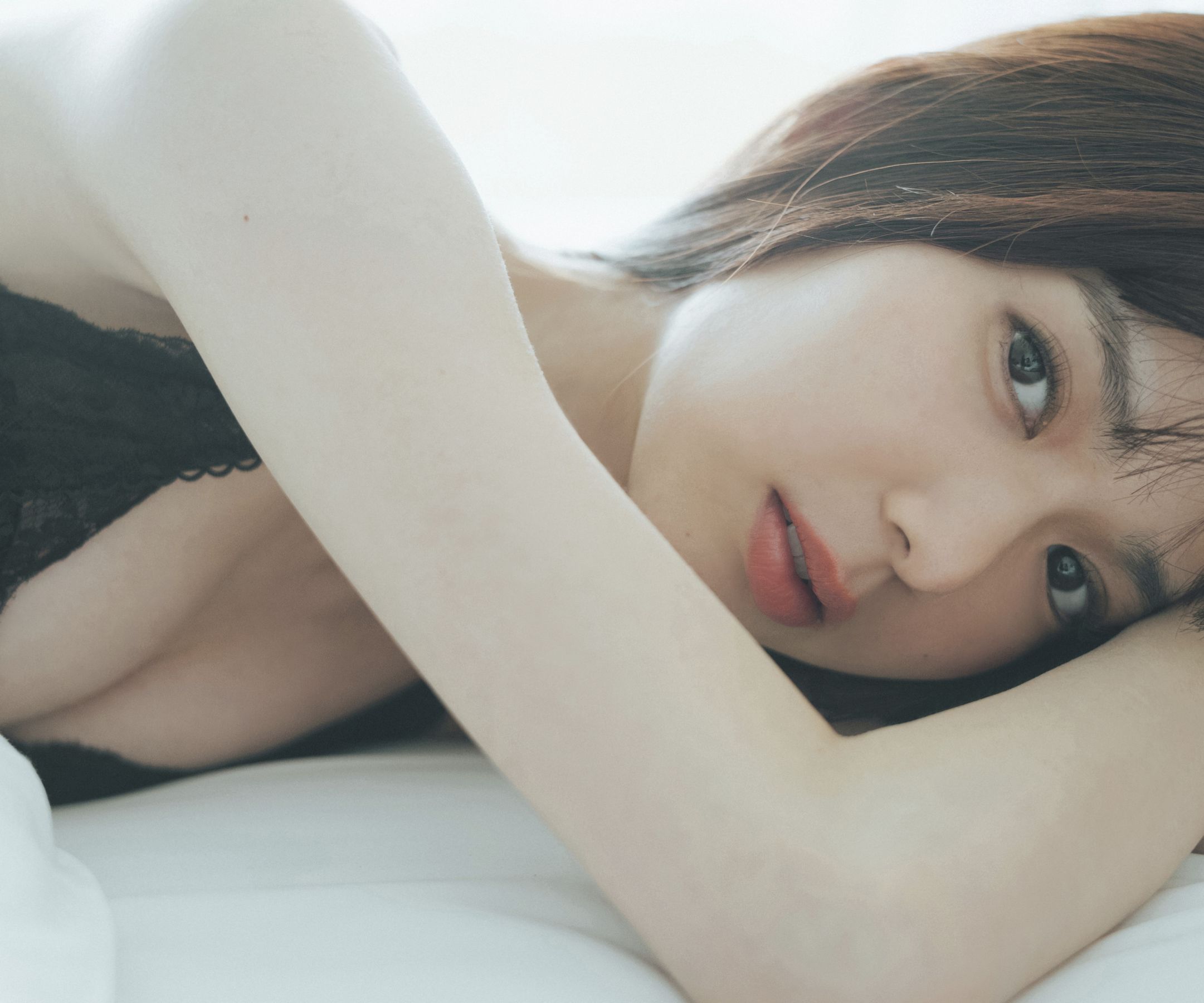 Riko Matsudaira 松平璃子 - バズる美脚、美尻。
