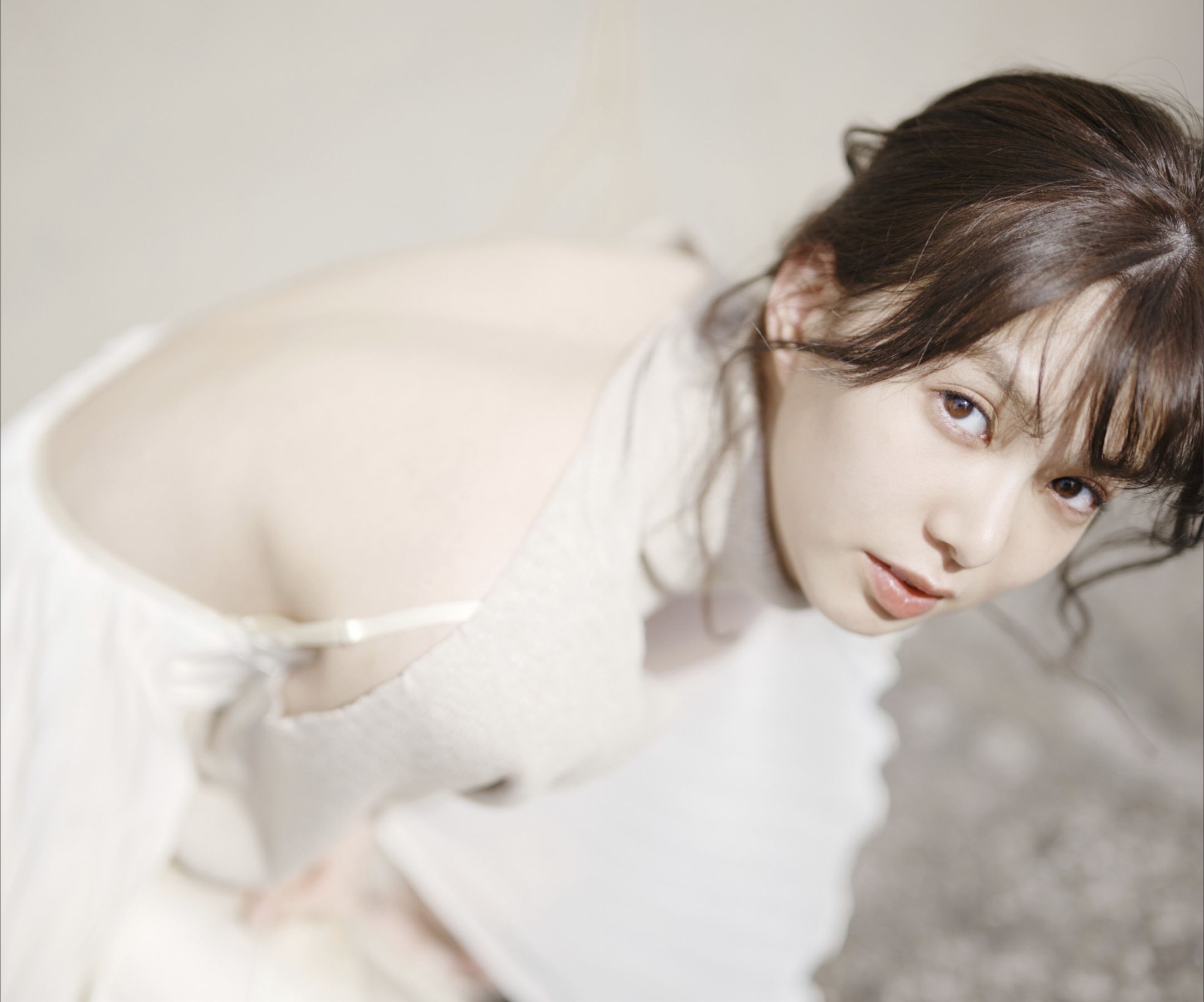 Riko Matsudaira 松平璃子 - マイクロ小顔の8頭身ボディ。