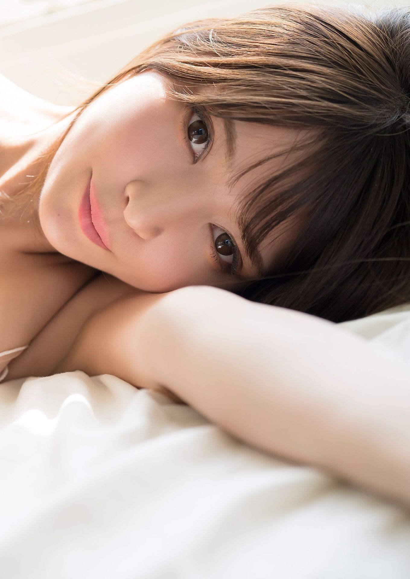 Sayaka Nitori 似鳥沙也加 - Squeeze!