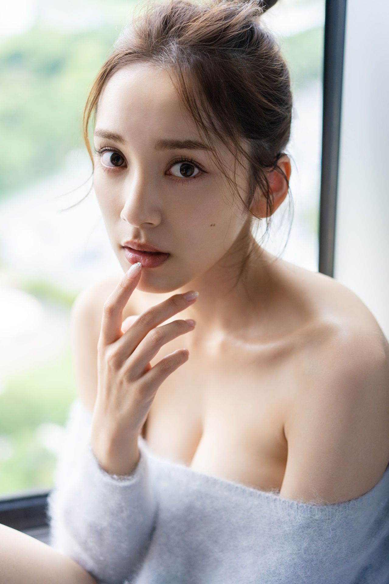 Sayaka Tomaru 都丸紗也華 - SEXY FANTASISTA