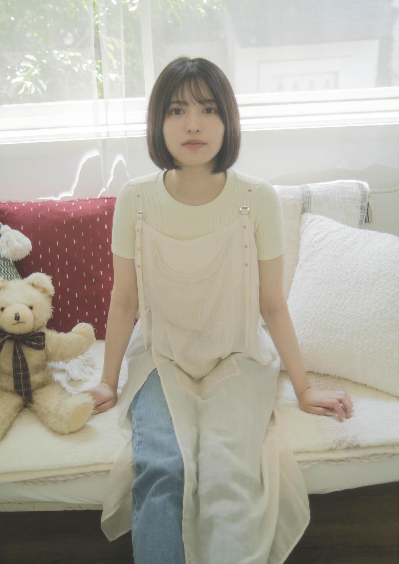 Shiika Arai 新井椎夏 - 1st Photobook I\'m happy うれしいな