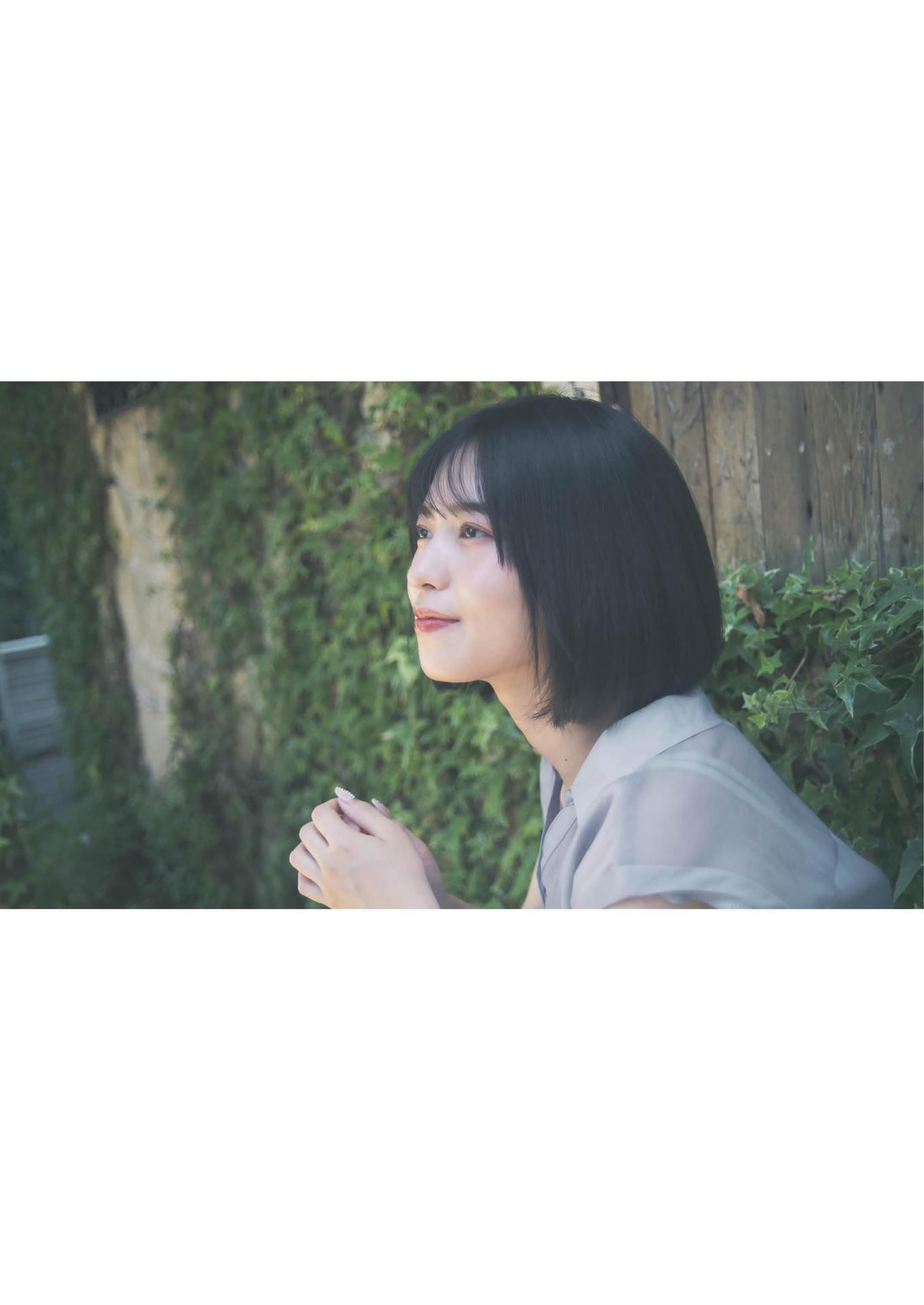 Shiika Arai 新井椎夏 - 1st Photobook I\'m happy うれしいな