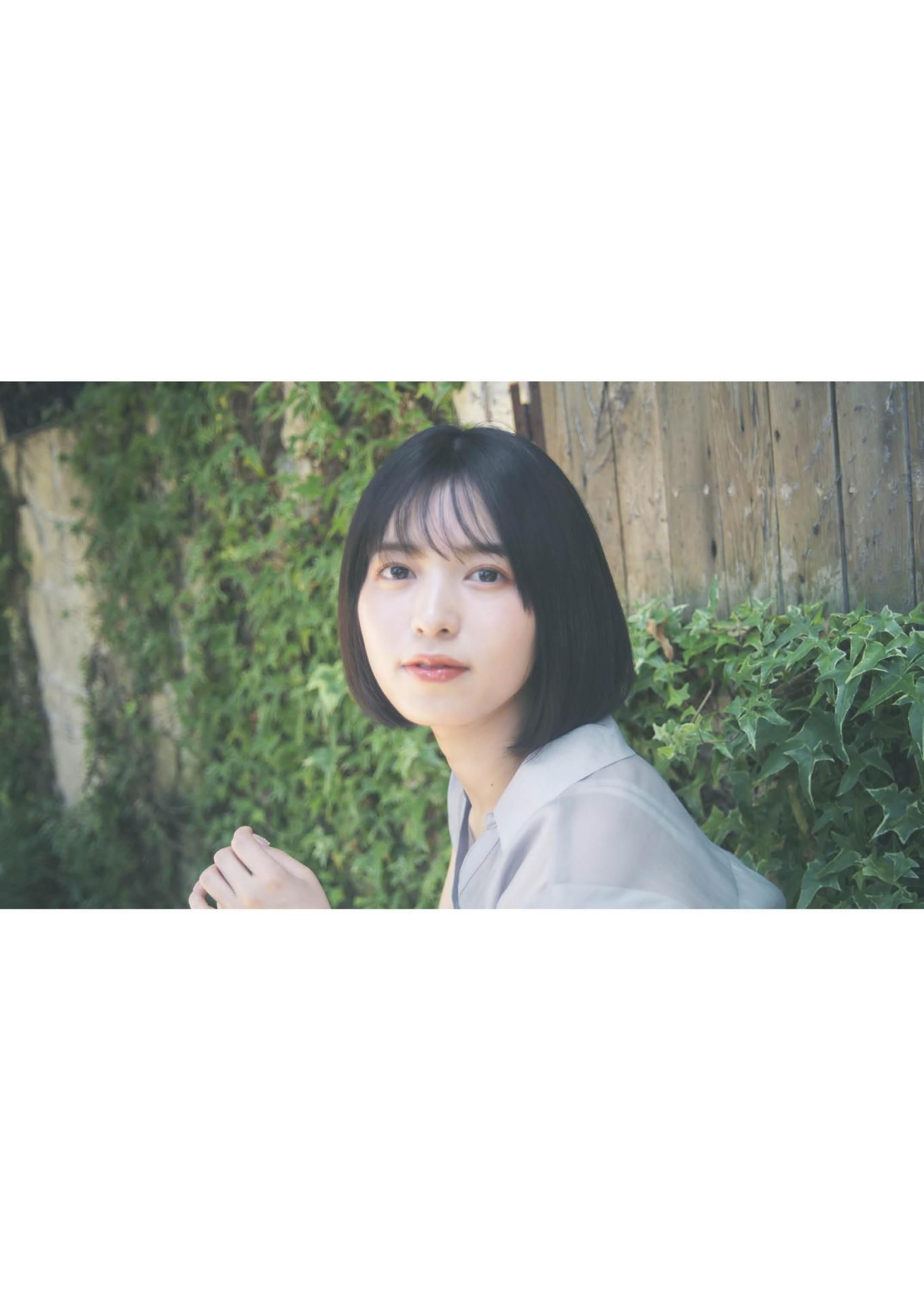Shiika Arai 新井椎夏 - 1st Photobook I\'m happy うれしいな