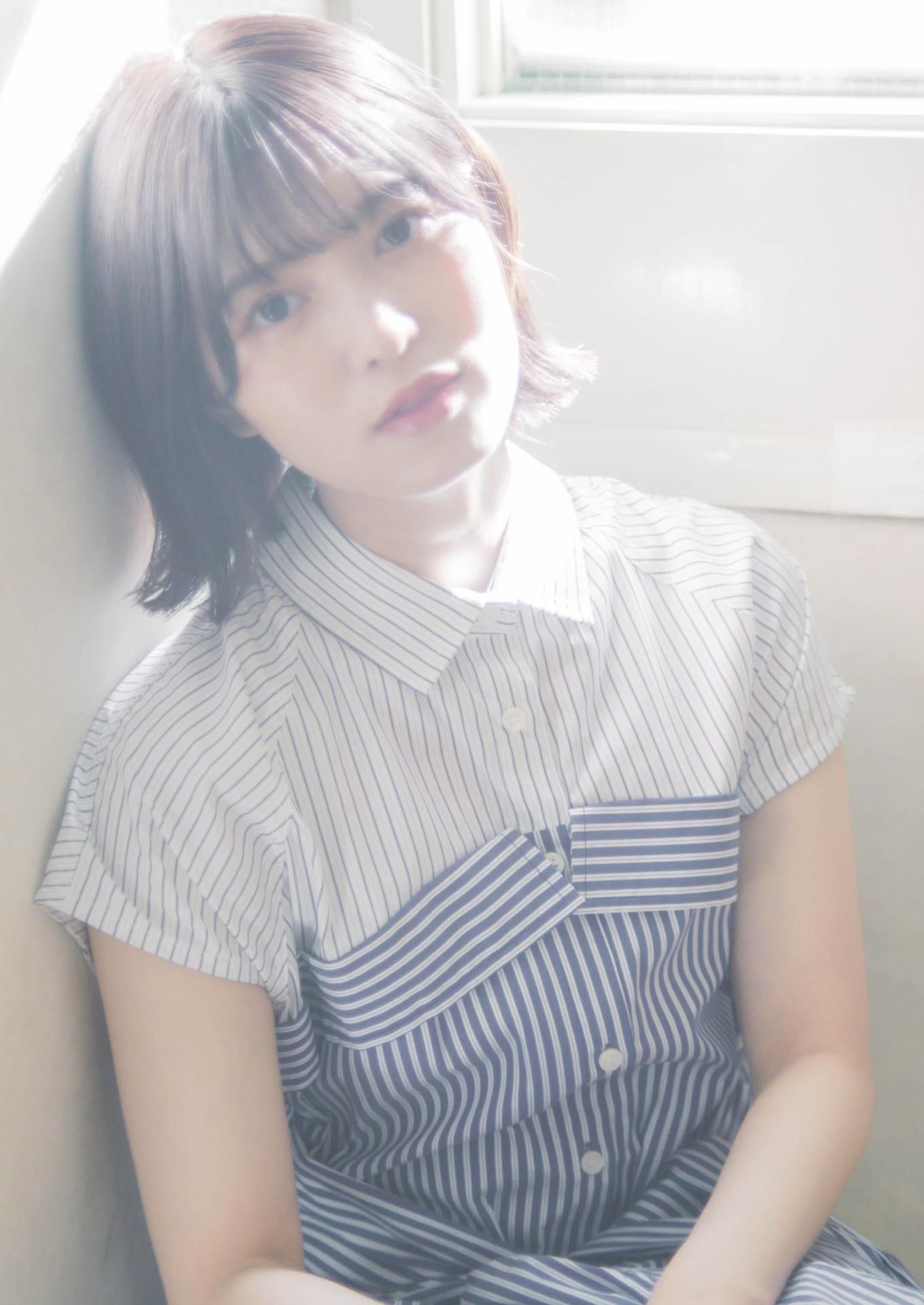 Shiika Arai 新井椎夏 - 1st Photobook I\'m happy うれしいな