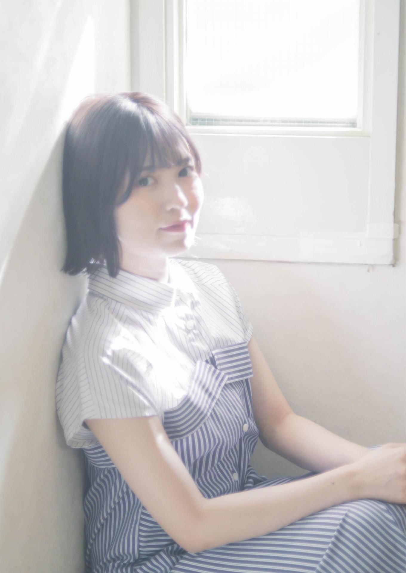 Shiika Arai 新井椎夏 - 1st Photobook I\'m happy うれしいな