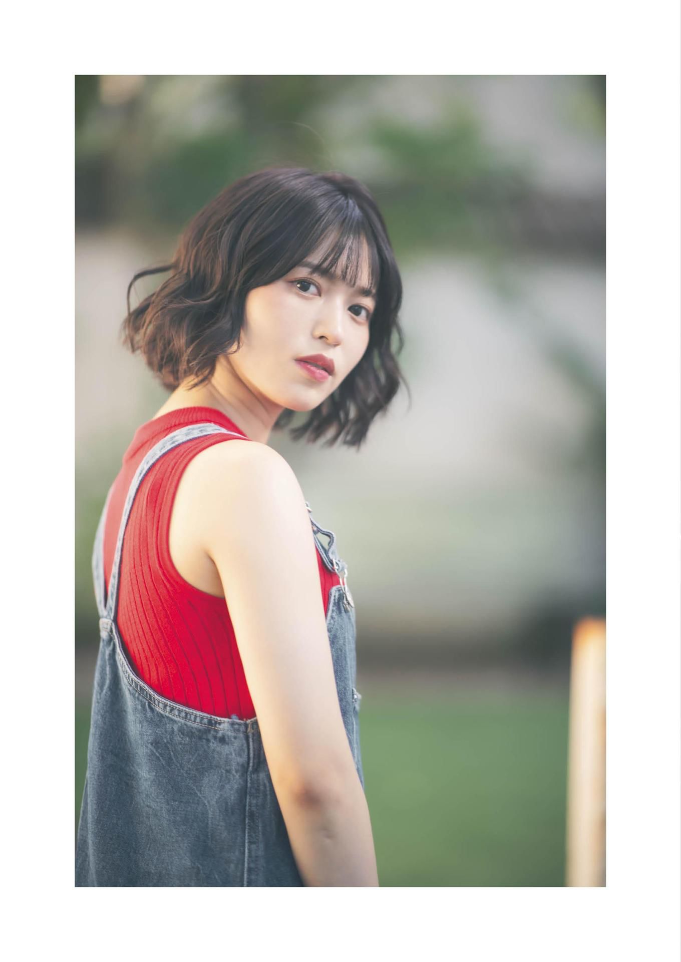 Shiika Arai 新井椎夏 - 1st Photobook I\'m happy うれしいな