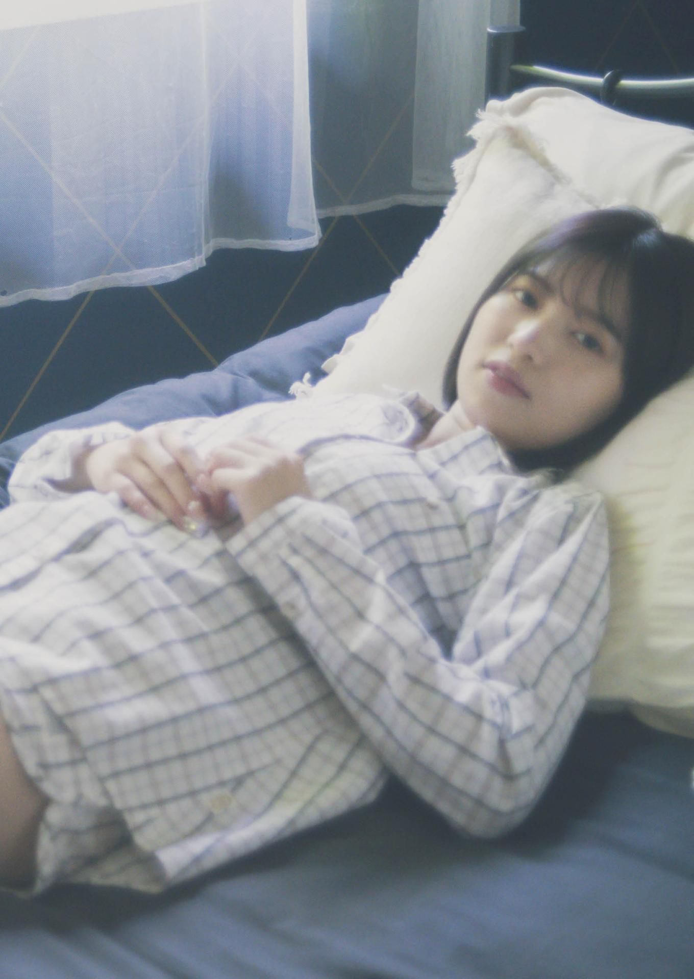 Shiika Arai 新井椎夏 - 1st Photobook I\'m happy うれしいな