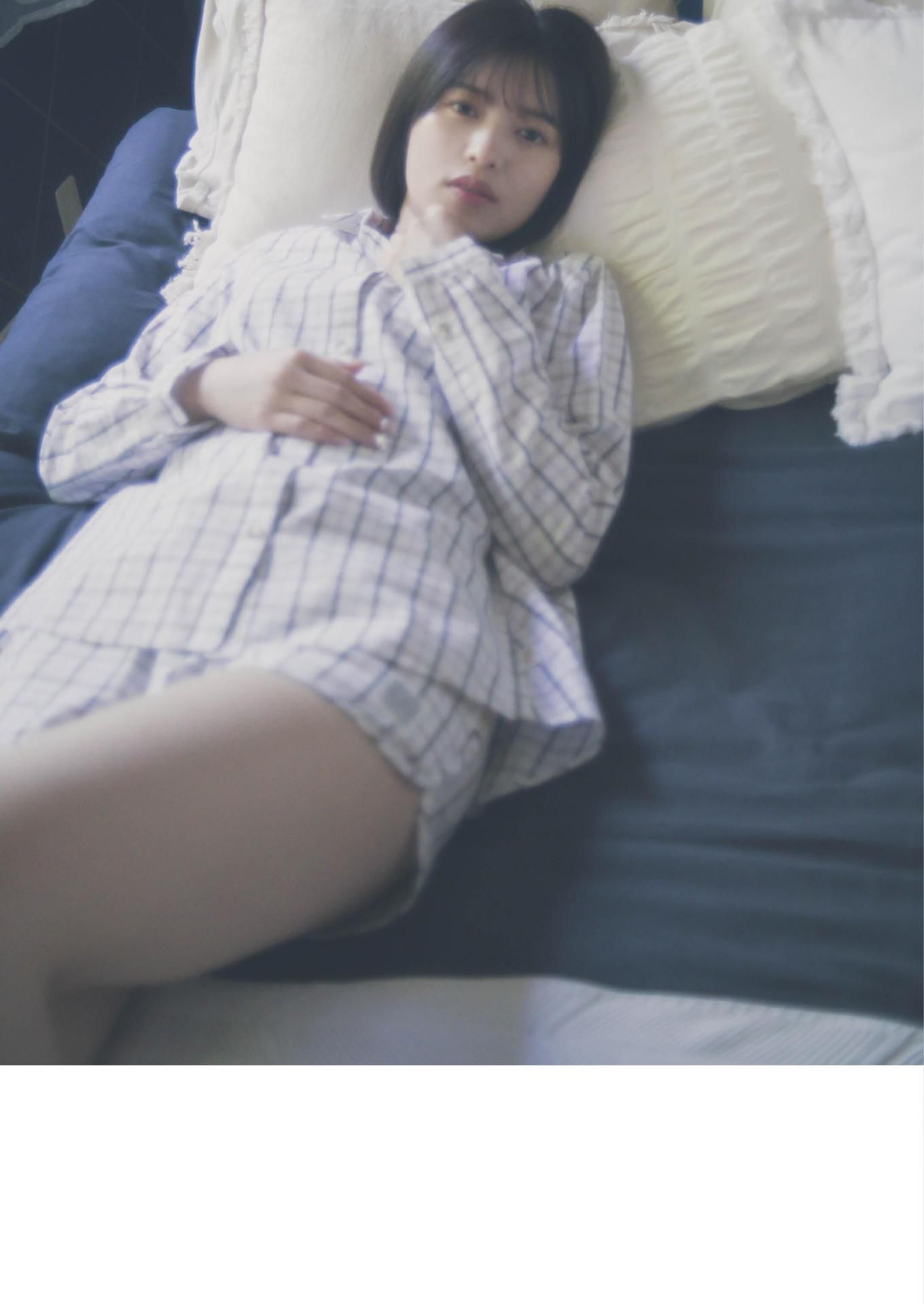 Shiika Arai 新井椎夏 - 1st Photobook I\'m happy うれしいな