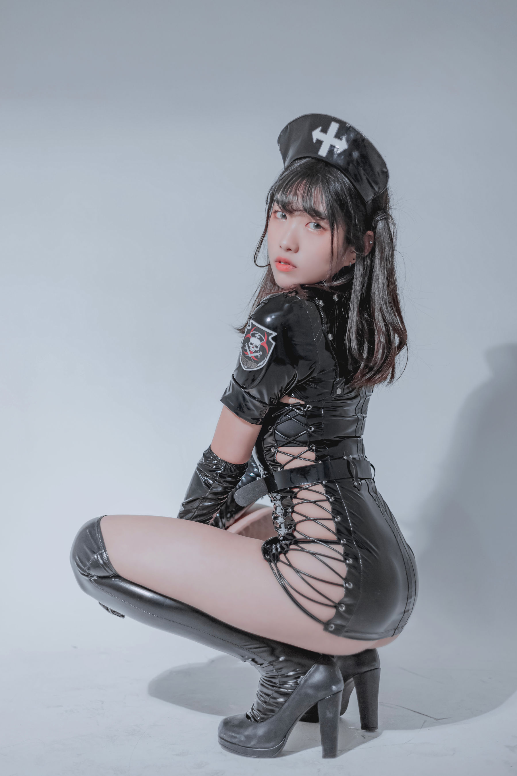 SonSon - Dark Maid
