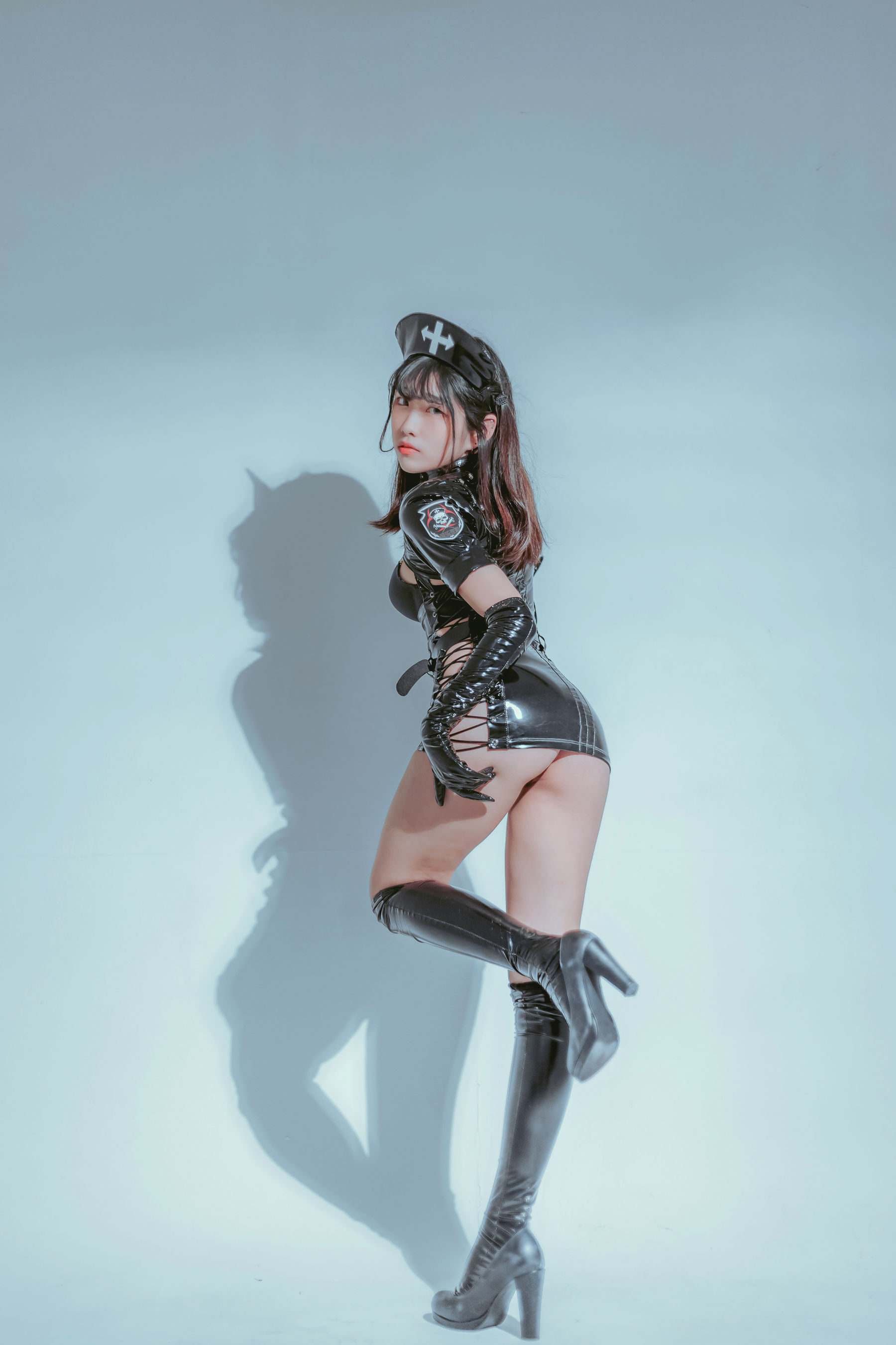 SonSon - Dark Maid