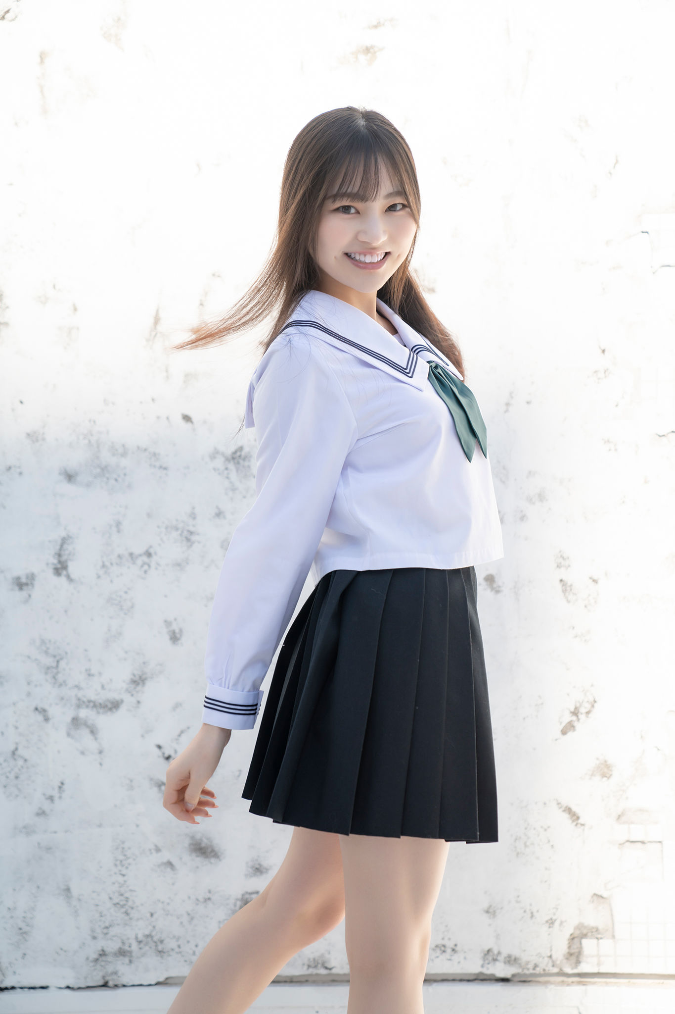 Usa 宇咲 - 美少女、ベールを脱ぐ