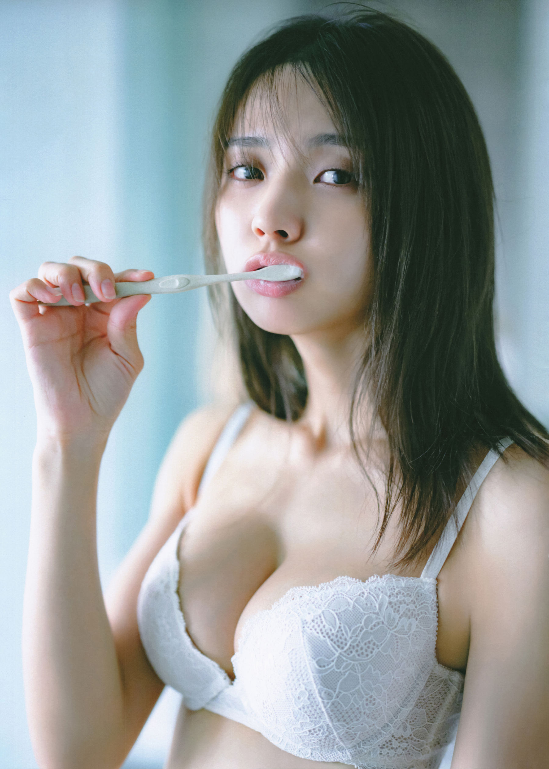 Yui Kobayashi 小林由依 - Unexpectedness 意外性
