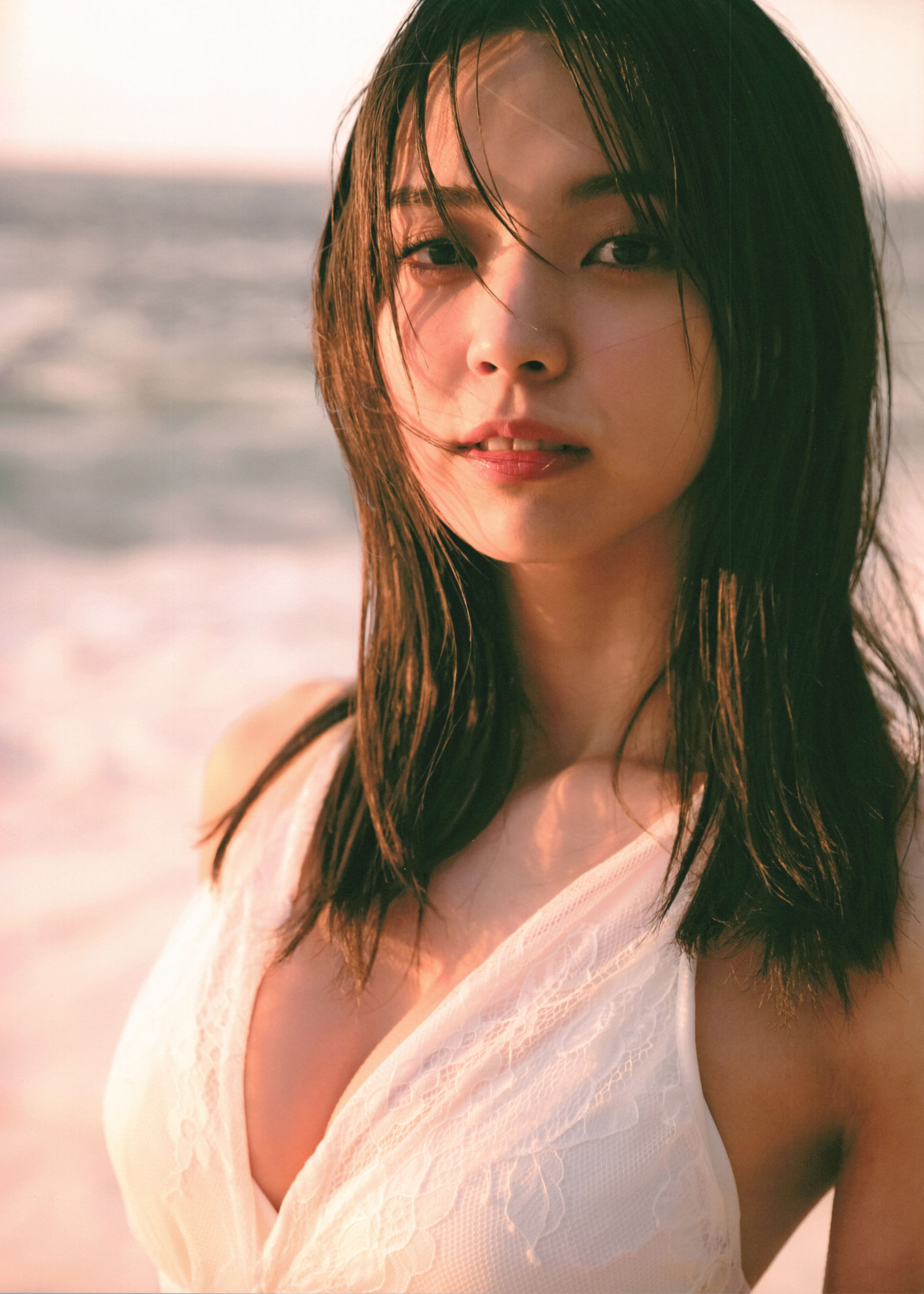 Yui Kobayashi 小林由依 - Unexpectedness 意外性