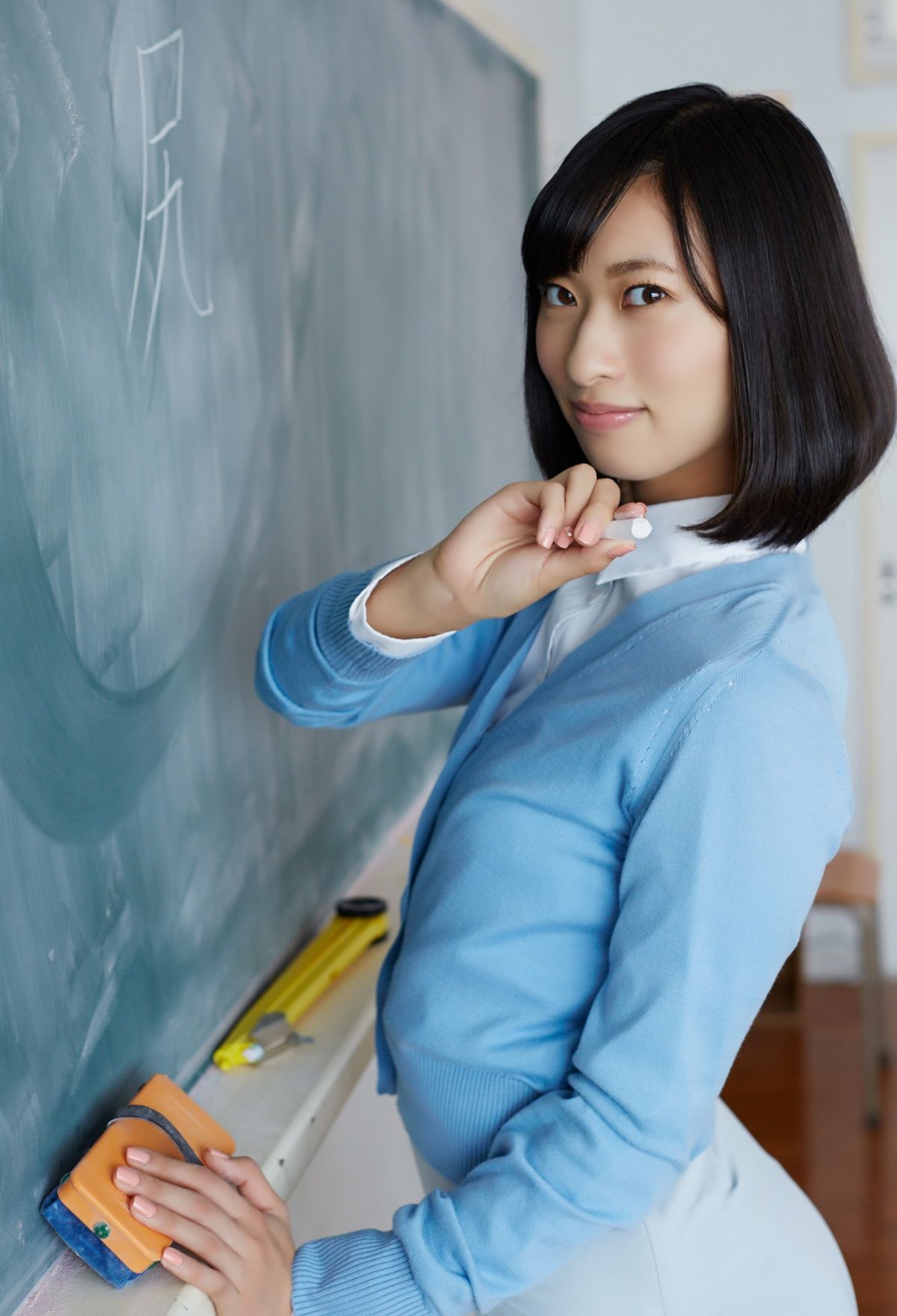 Yuka Kuramoti 倉持由香 - 我思う故に尻あり