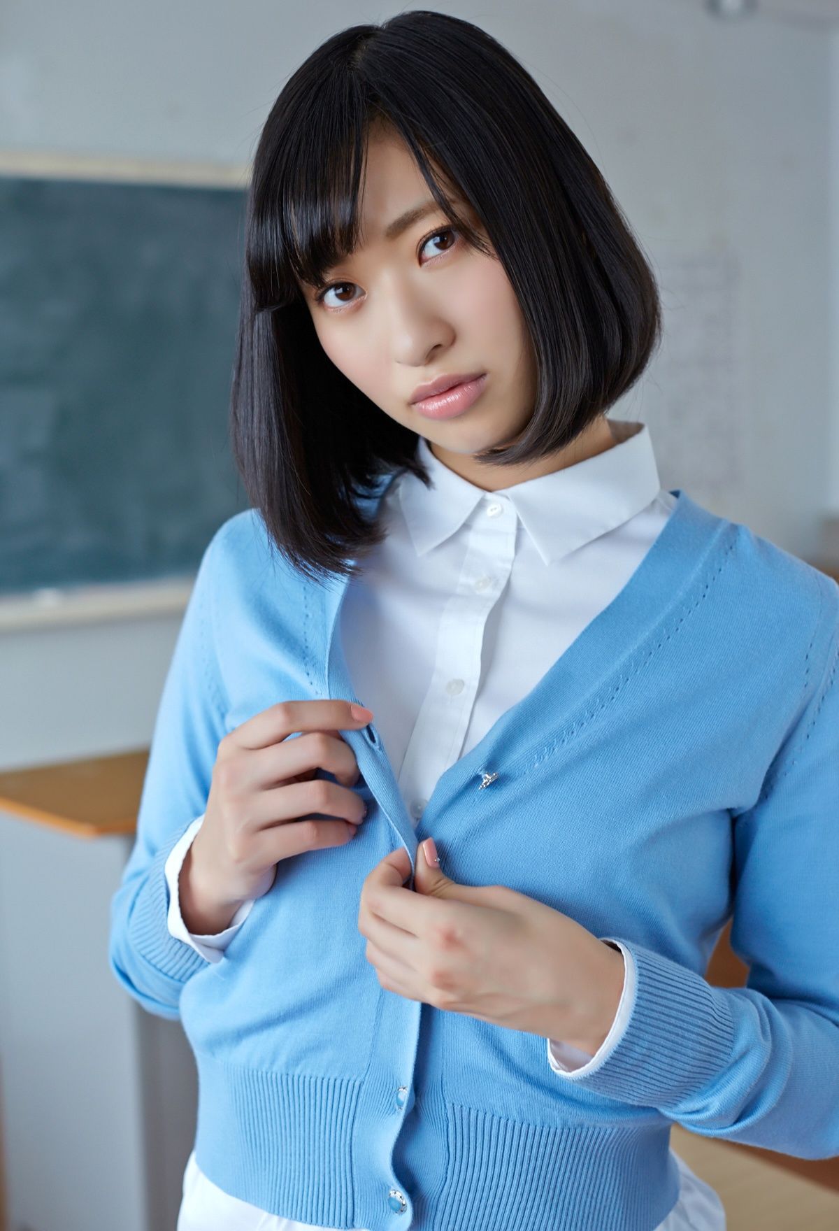 Yuka Kuramoti 倉持由香 - 我思う故に尻あり