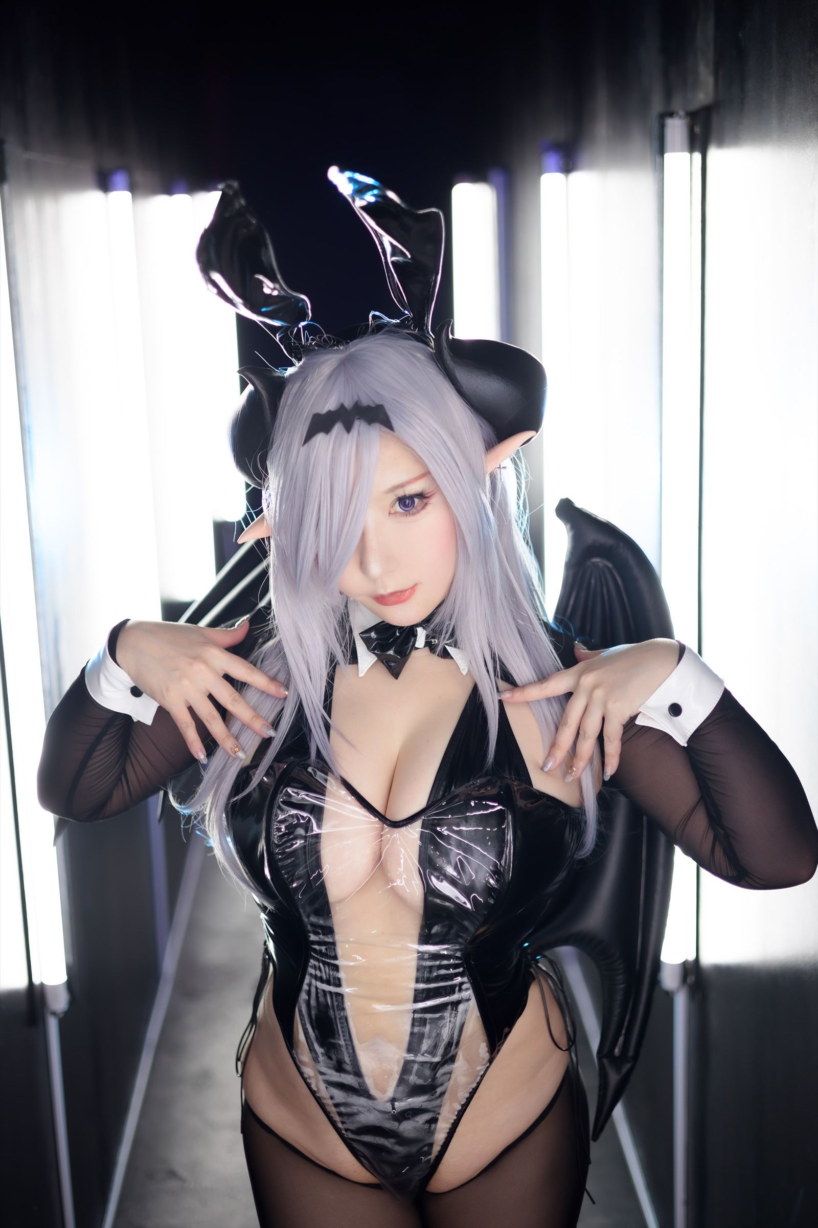 [Cosplay] [Shooting Star\'s (SAKU サク)] - SEE THROUGH BUNNY SUCCUBUS - 1