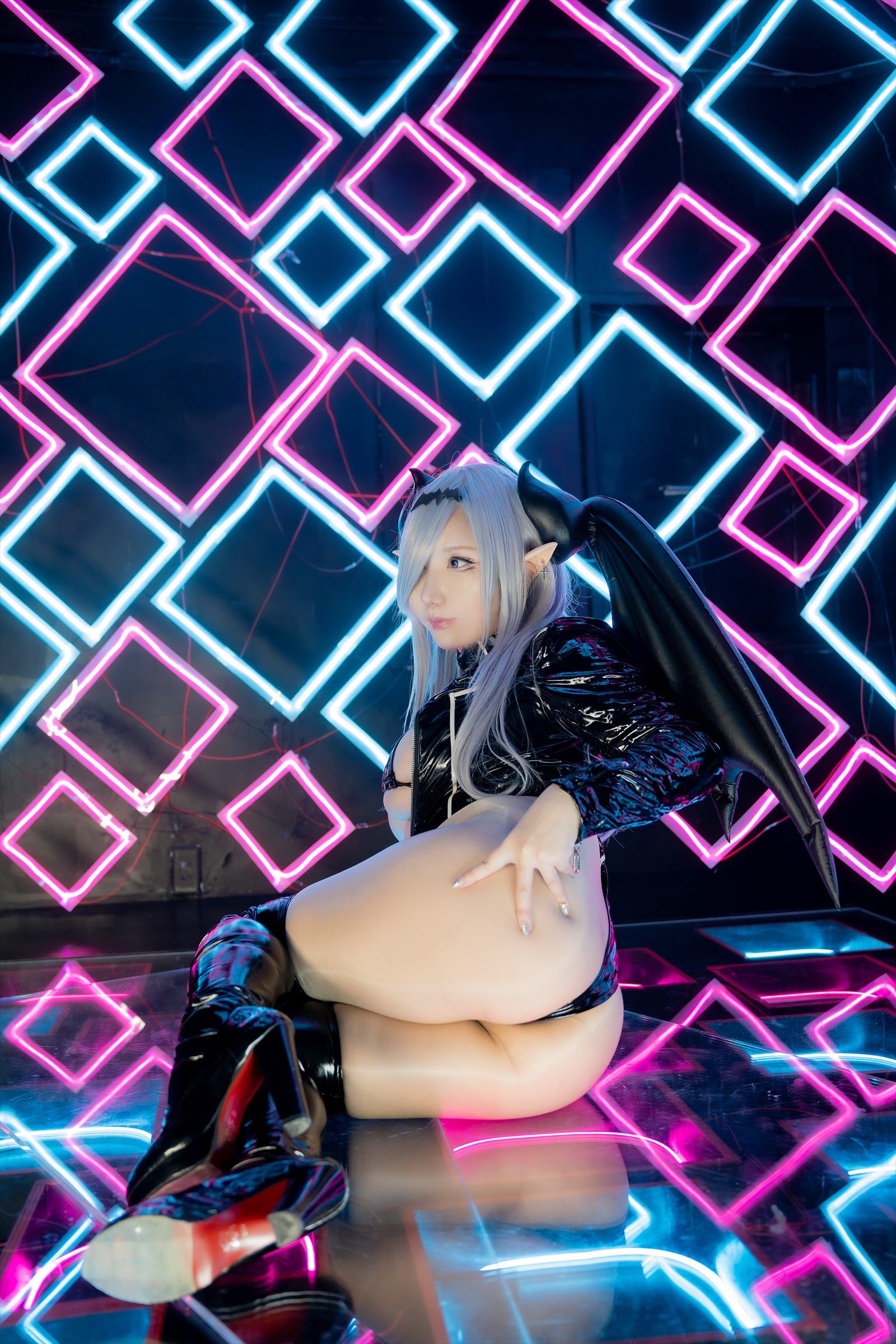 [Cosplay] [Shooting Star\'s (SAKU サク)] - SEE THROUGH BUNNY SUCCUBUS - 2