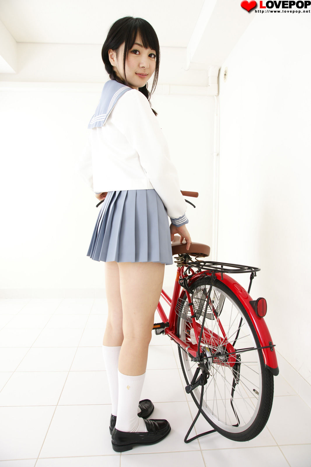 [LOVEPOP] Hitomi Fujiwara 藤原ひとみ Photoset 01
