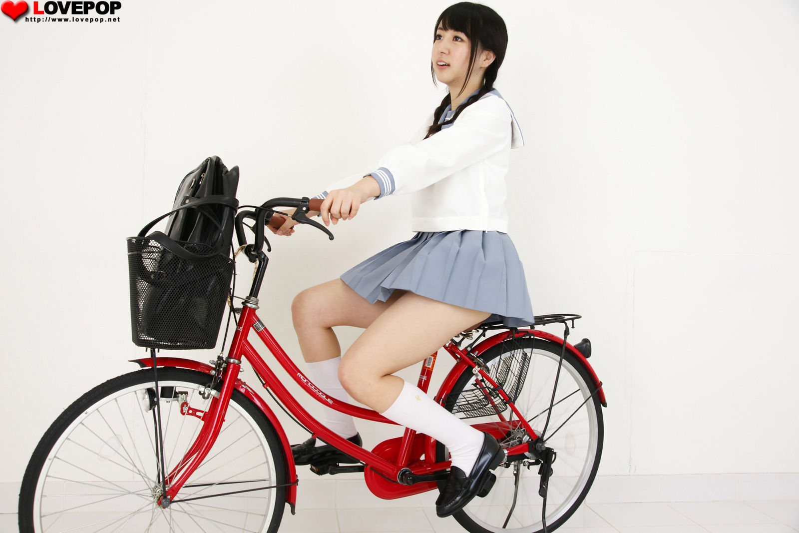 [LOVEPOP] Hitomi Fujiwara 藤原ひとみ Photoset 01