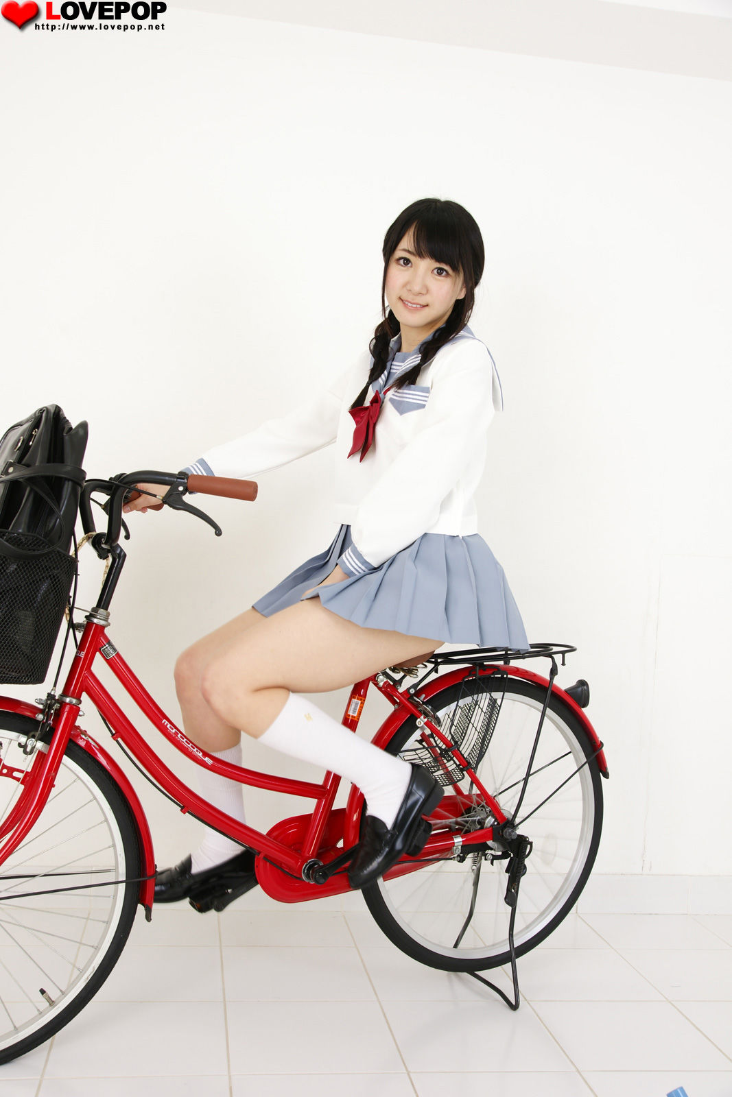 [LOVEPOP] Hitomi Fujiwara 藤原ひとみ Photoset 01