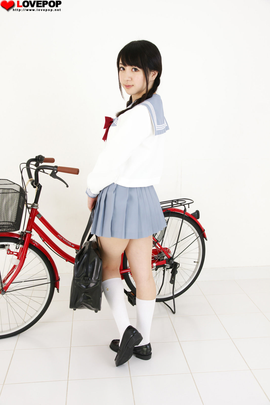 [LOVEPOP] Hitomi Fujiwara 藤原ひとみ Photoset 01