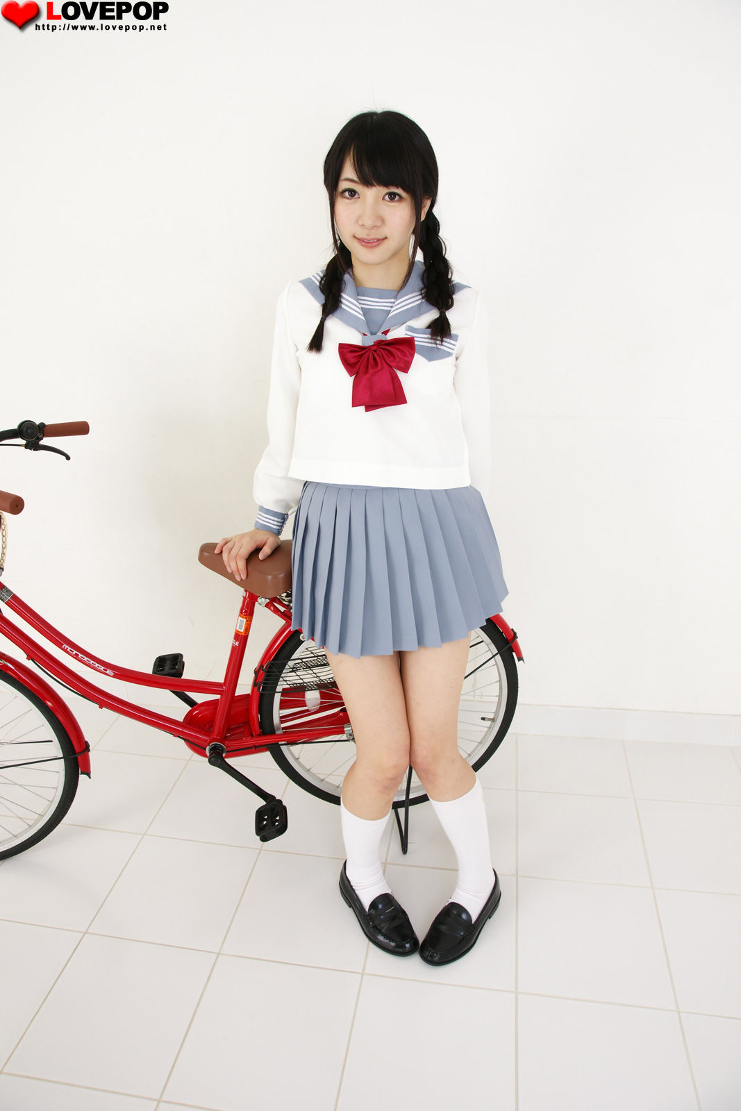 [LOVEPOP] Hitomi Fujiwara 藤原ひとみ Photoset 01