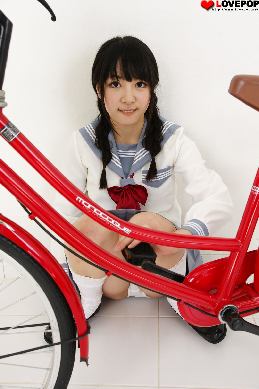 [LOVEPOP] Hitomi Fujiwara 藤原ひとみ Photoset 01