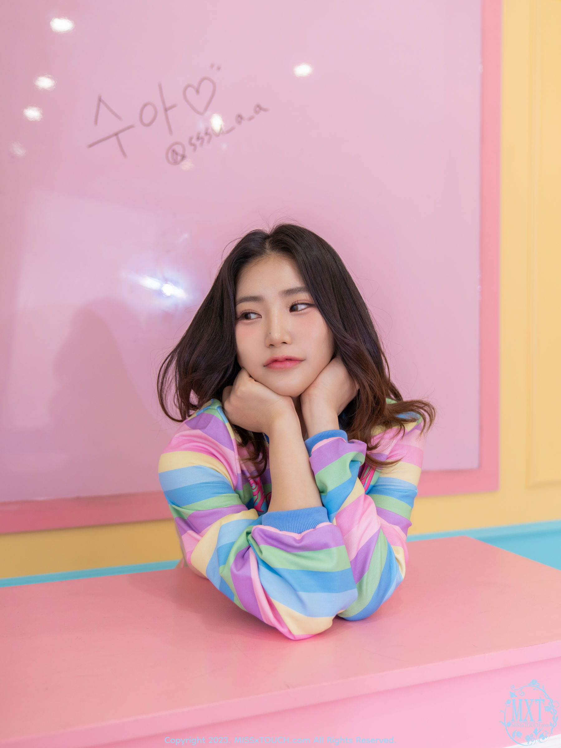[MISS TOUCH] Sua - Vol.56 Moist water