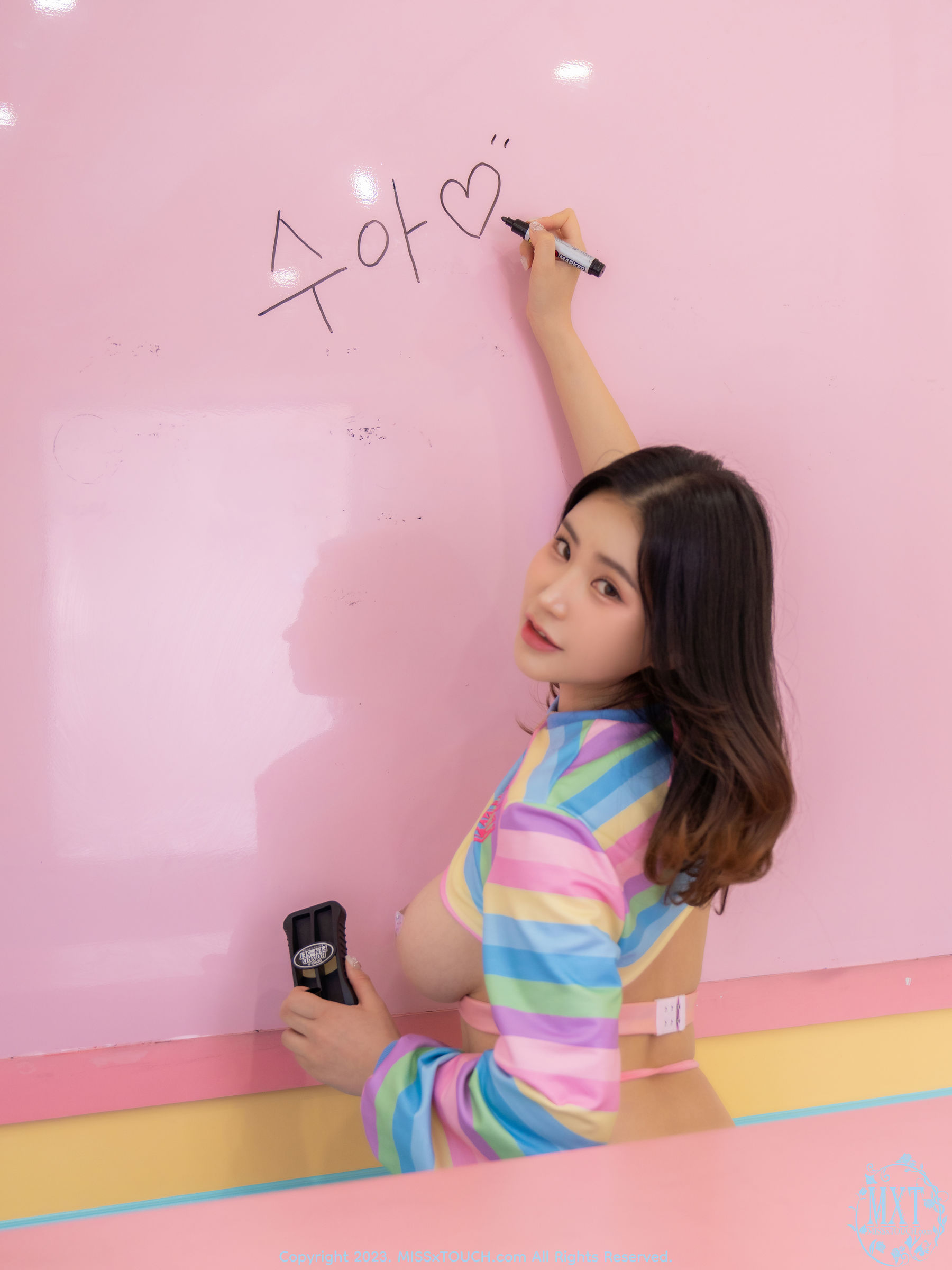 [MISS TOUCH] Sua - Vol.56 Moist water