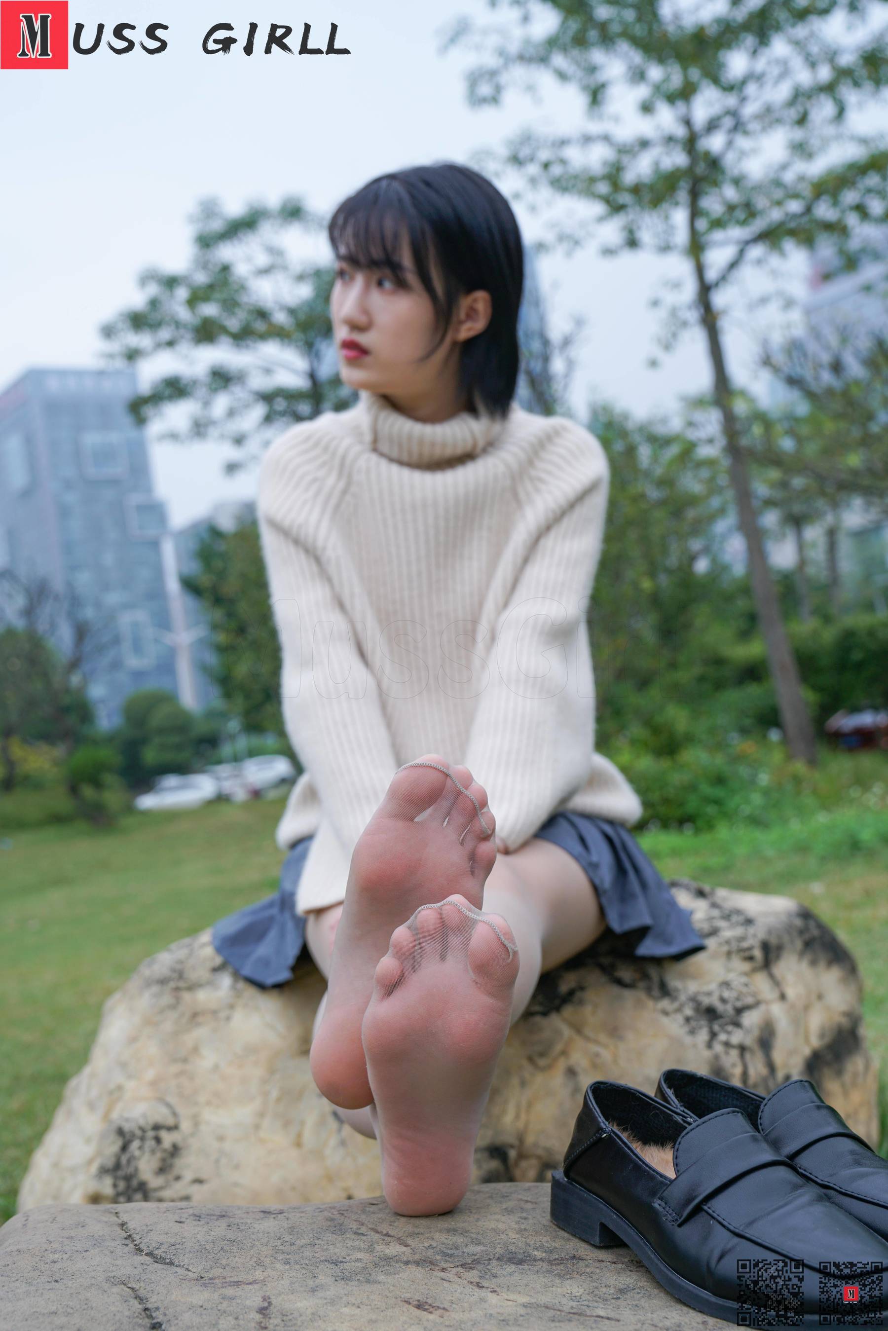 [慕丝女郎MussGirl] No.199 公园百褶裙肉丝
